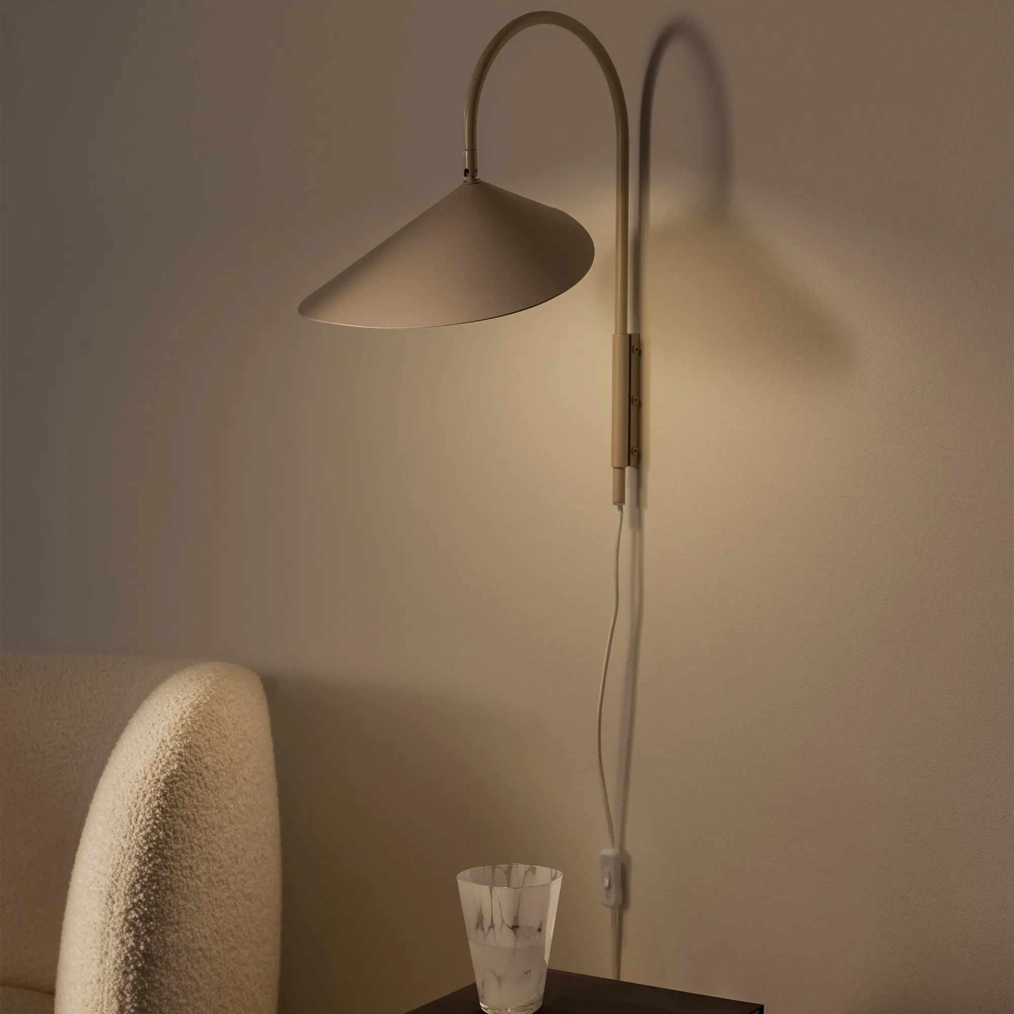 Arum Swivel vägglampa