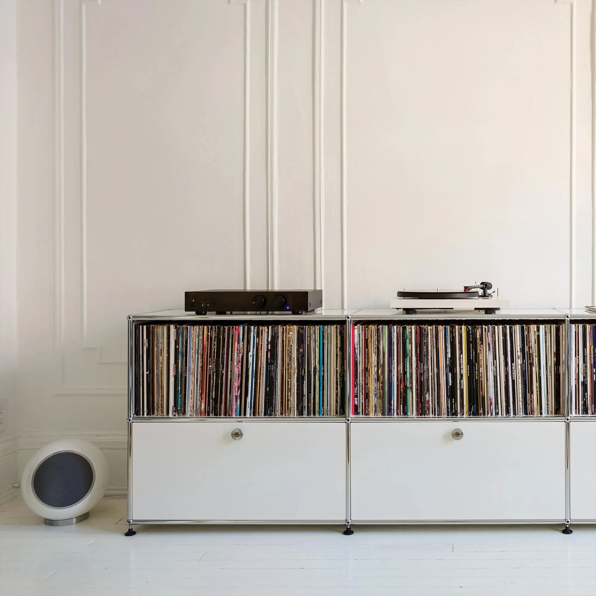USM Haller C2 sideboard - 2