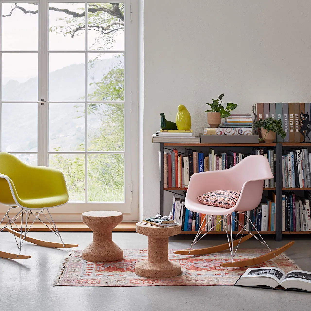 Eames RE Plastic Armchair RAR 92 Citron, Basic Dark Base, Golden Maple