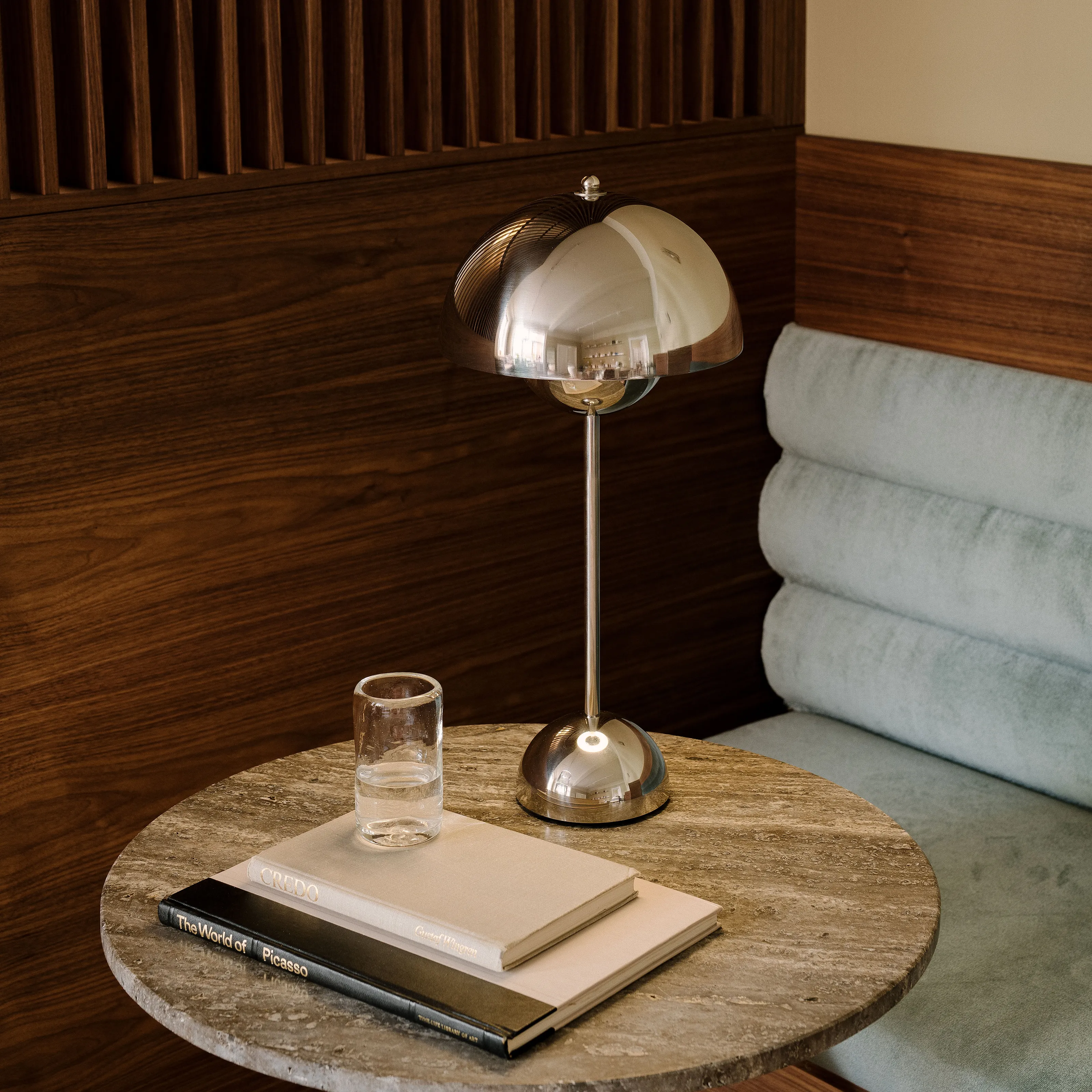 Flowerpot VP3 Table Lamp - 2