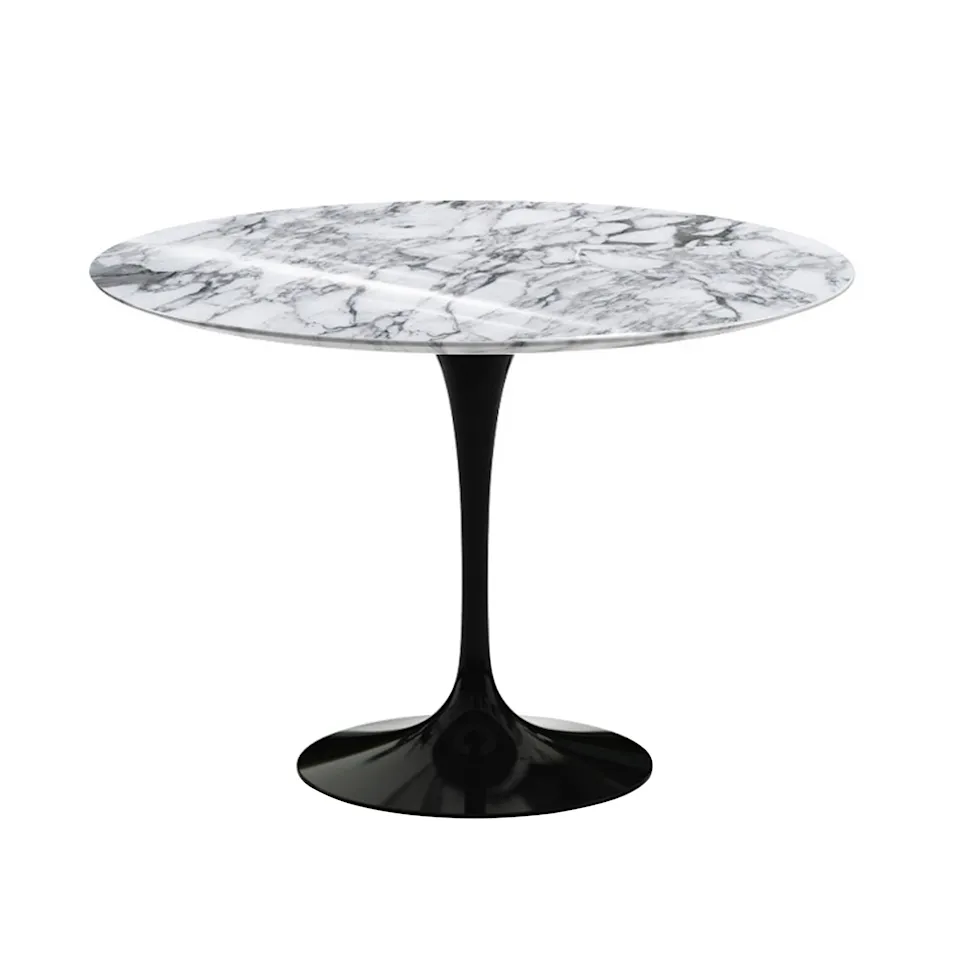 Saarinen Round Table - Matbord, Ø 107 cm, Svart underrede, skiva i matt vit Arabescato marmor