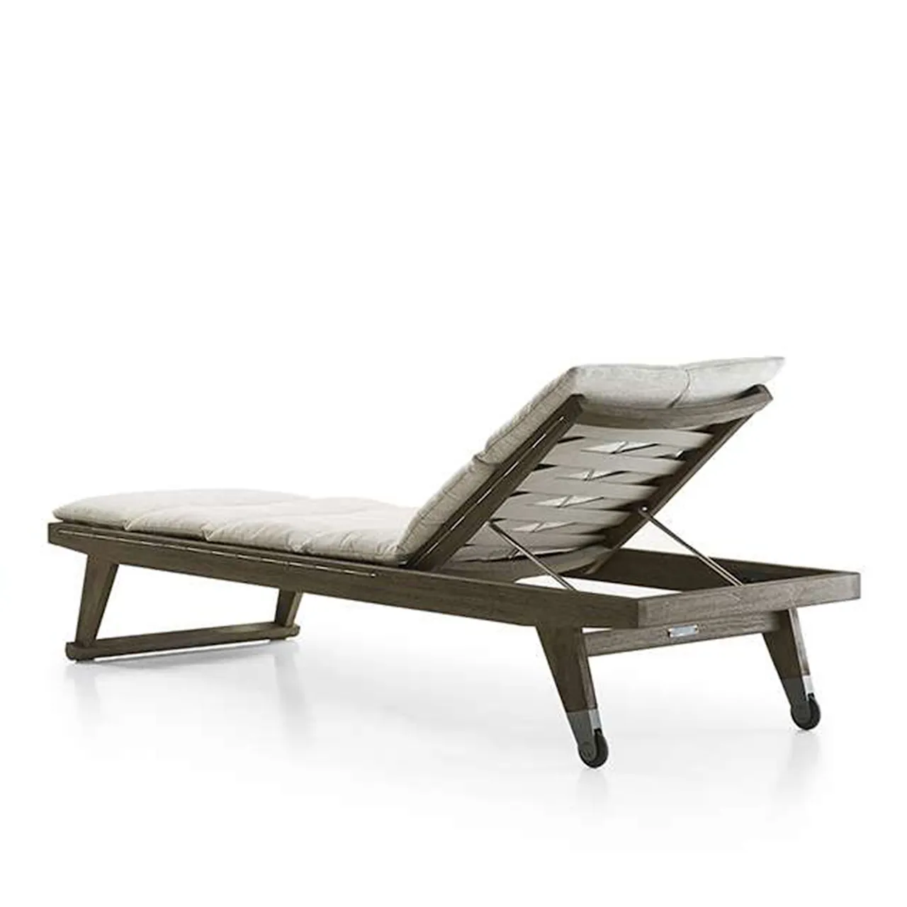 Gio Outdoor Chaise Longue