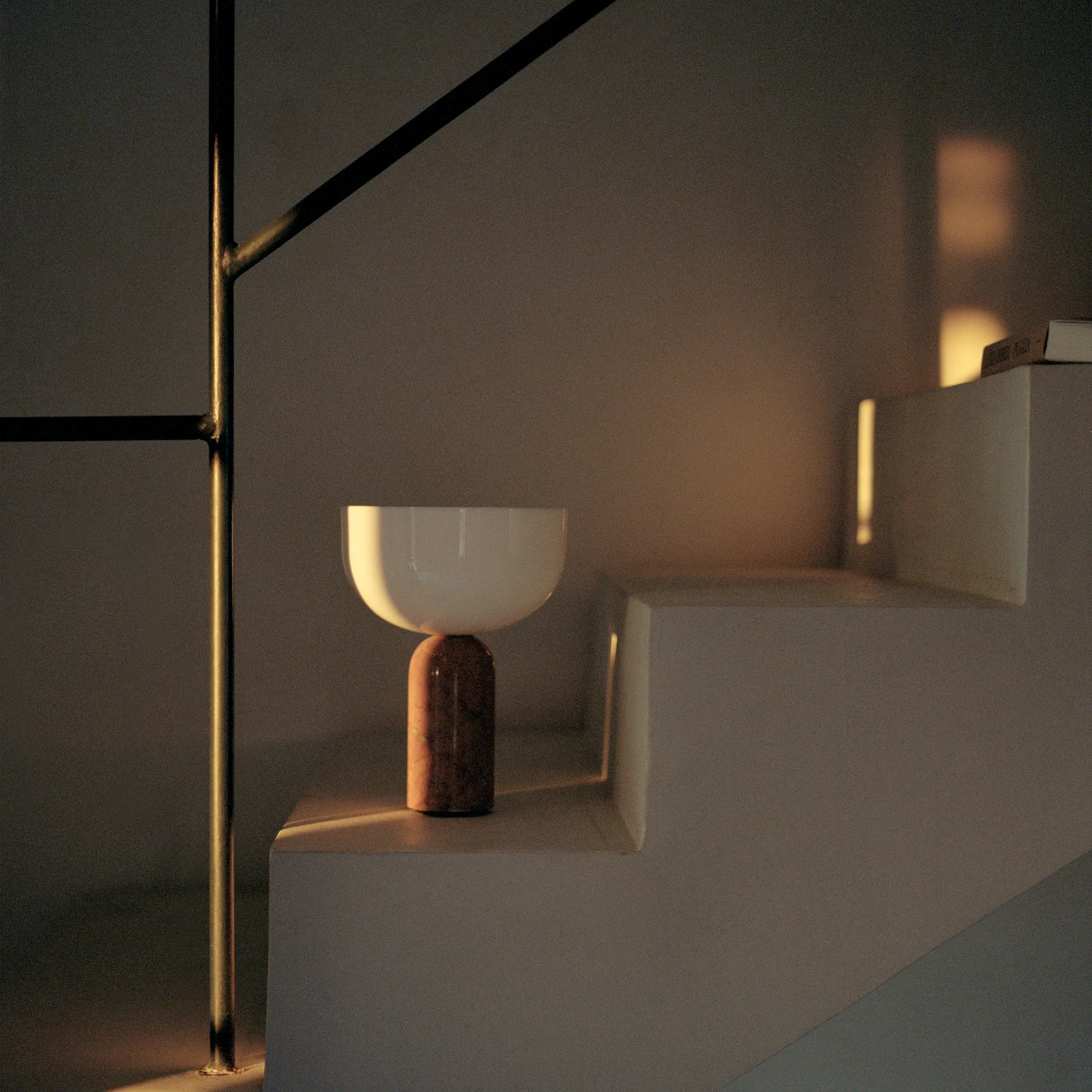 Kizu Table Lamp Portable - 5