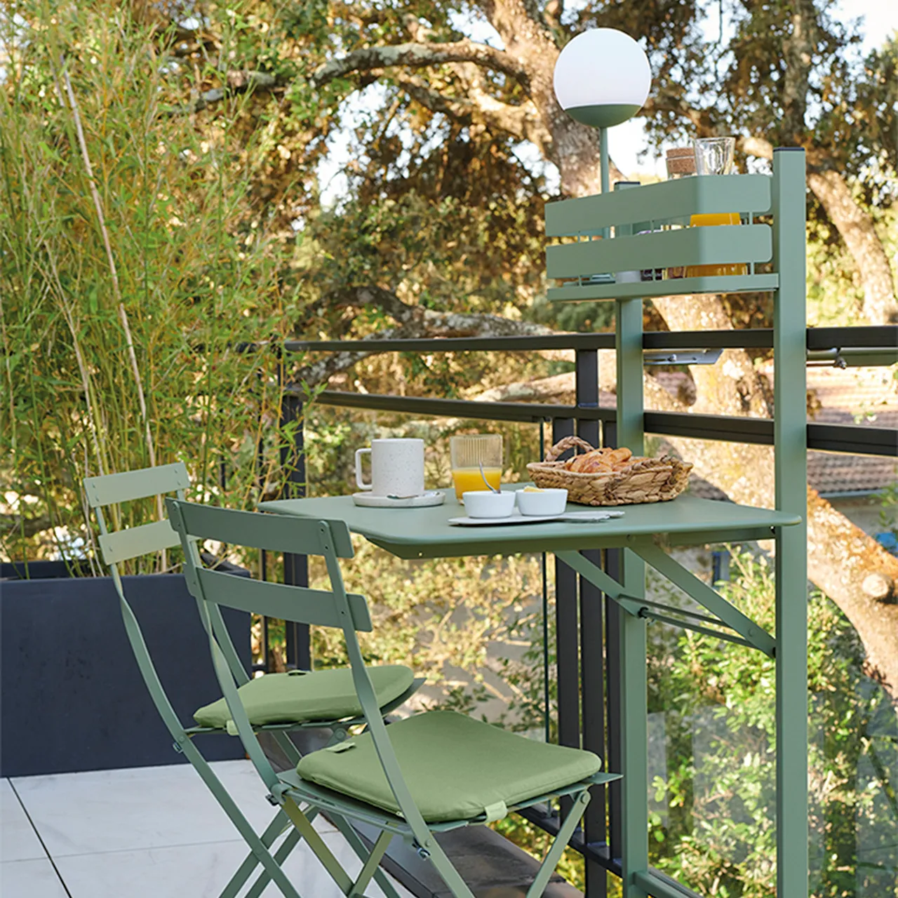 Bistro Balcony Table 57x77 - Liquorice