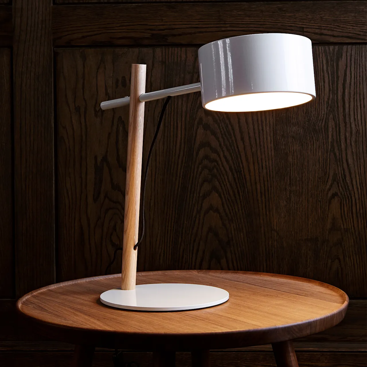 Excel Desk Lamp