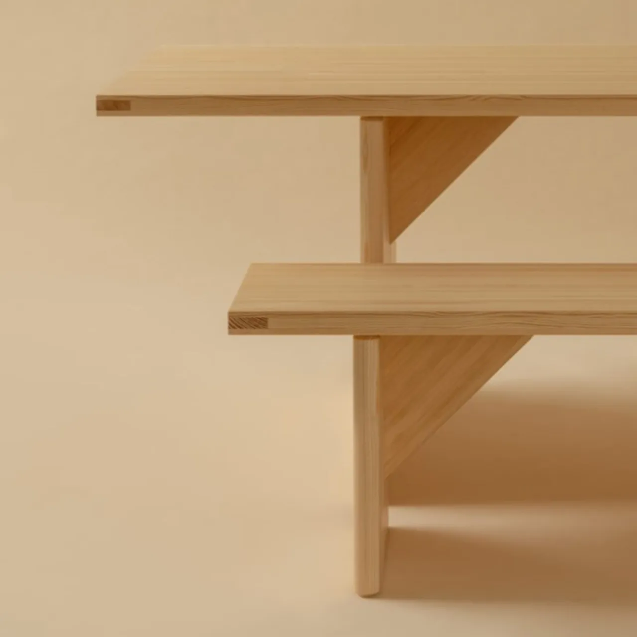 012 Kolmio Dining Table