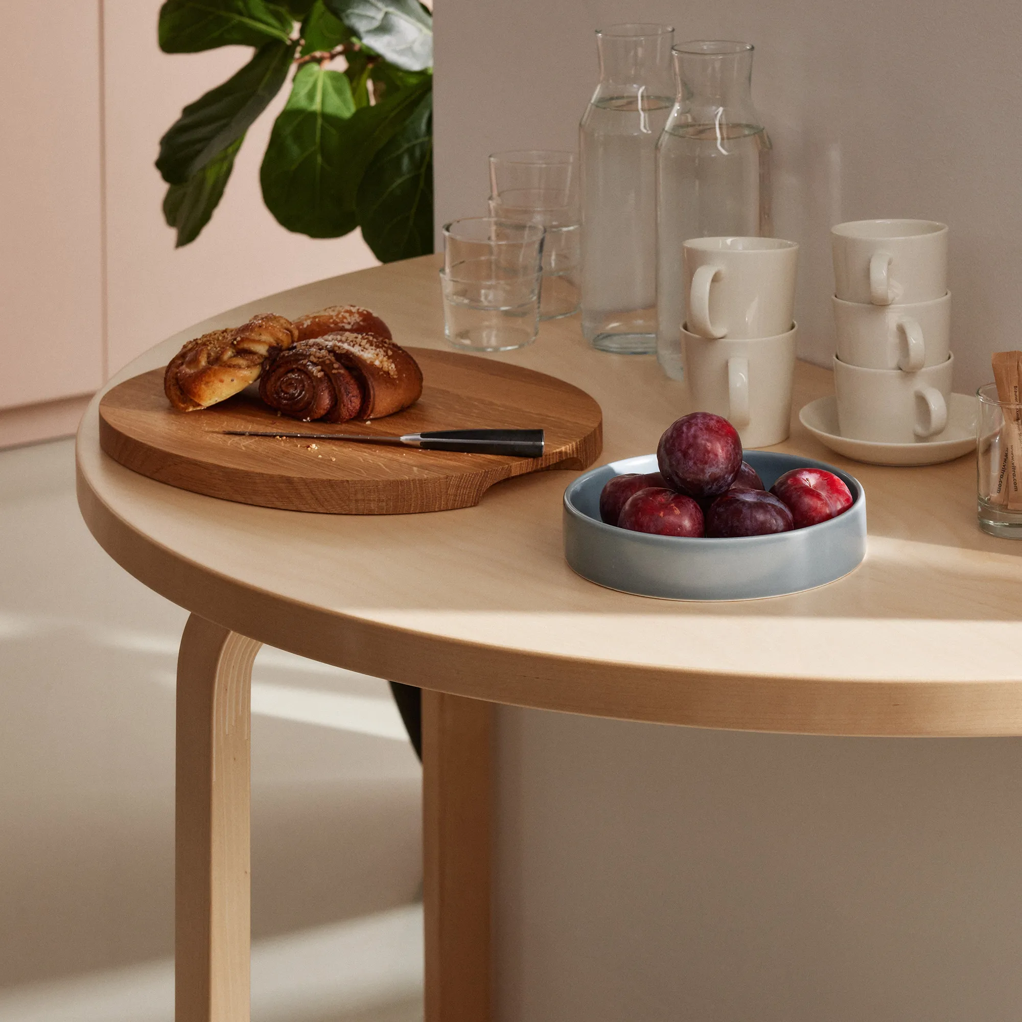 Aalto Table Half-Round 96 matbord - 2