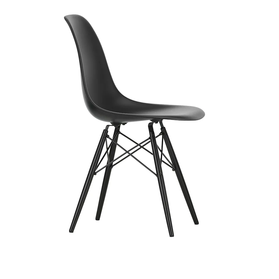 Eames Plastic Chair DSW - 12 Deep Black - Black Maple