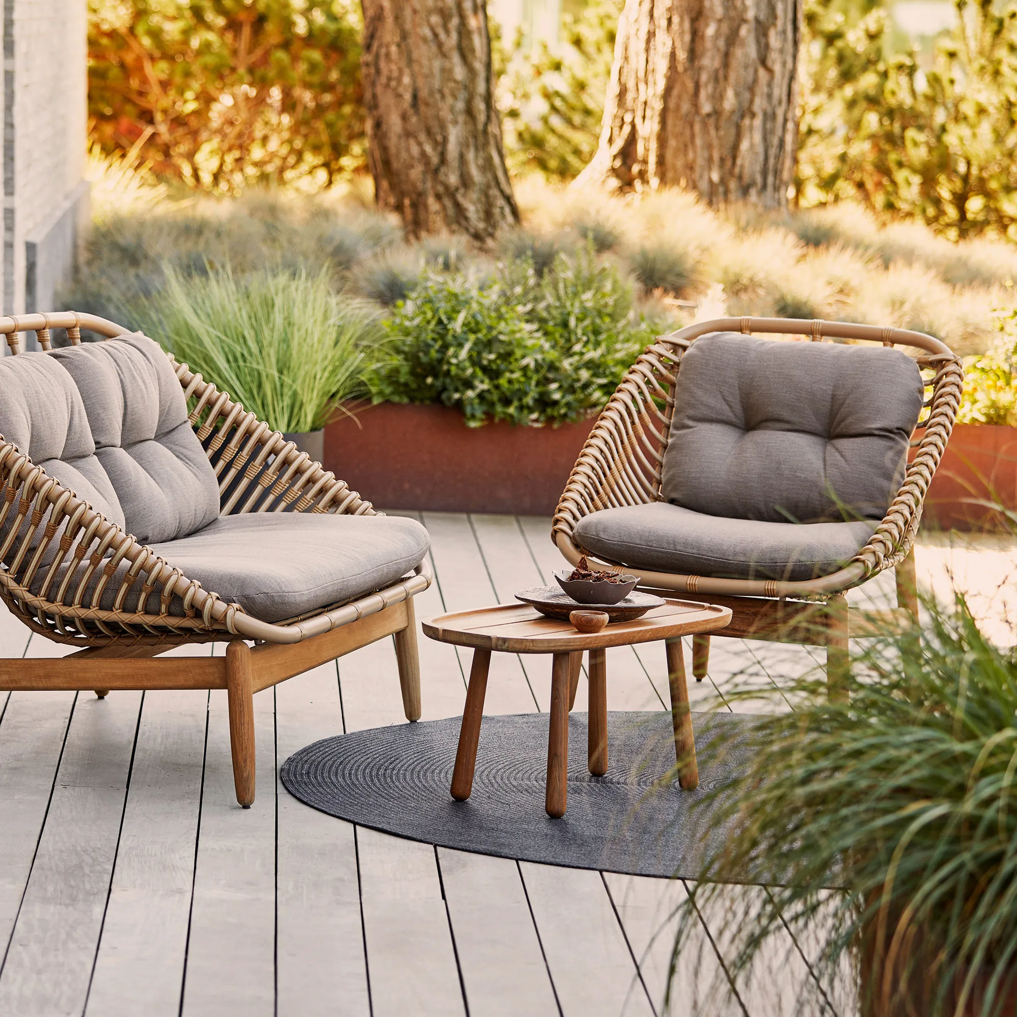 Strington Lounge Chair - 2