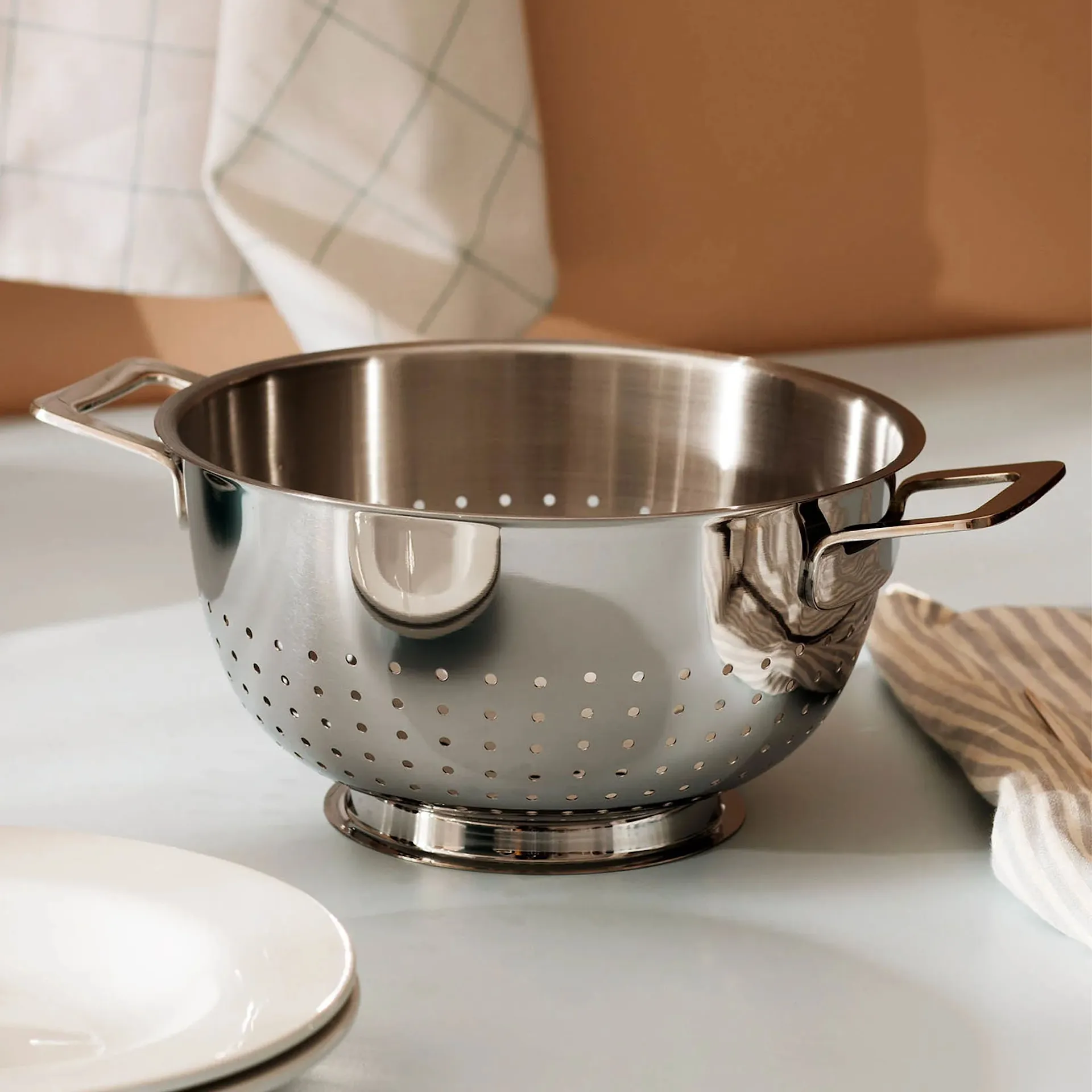 Pots & Pans Colander - Alessi - Jasper Morrison - NO GA