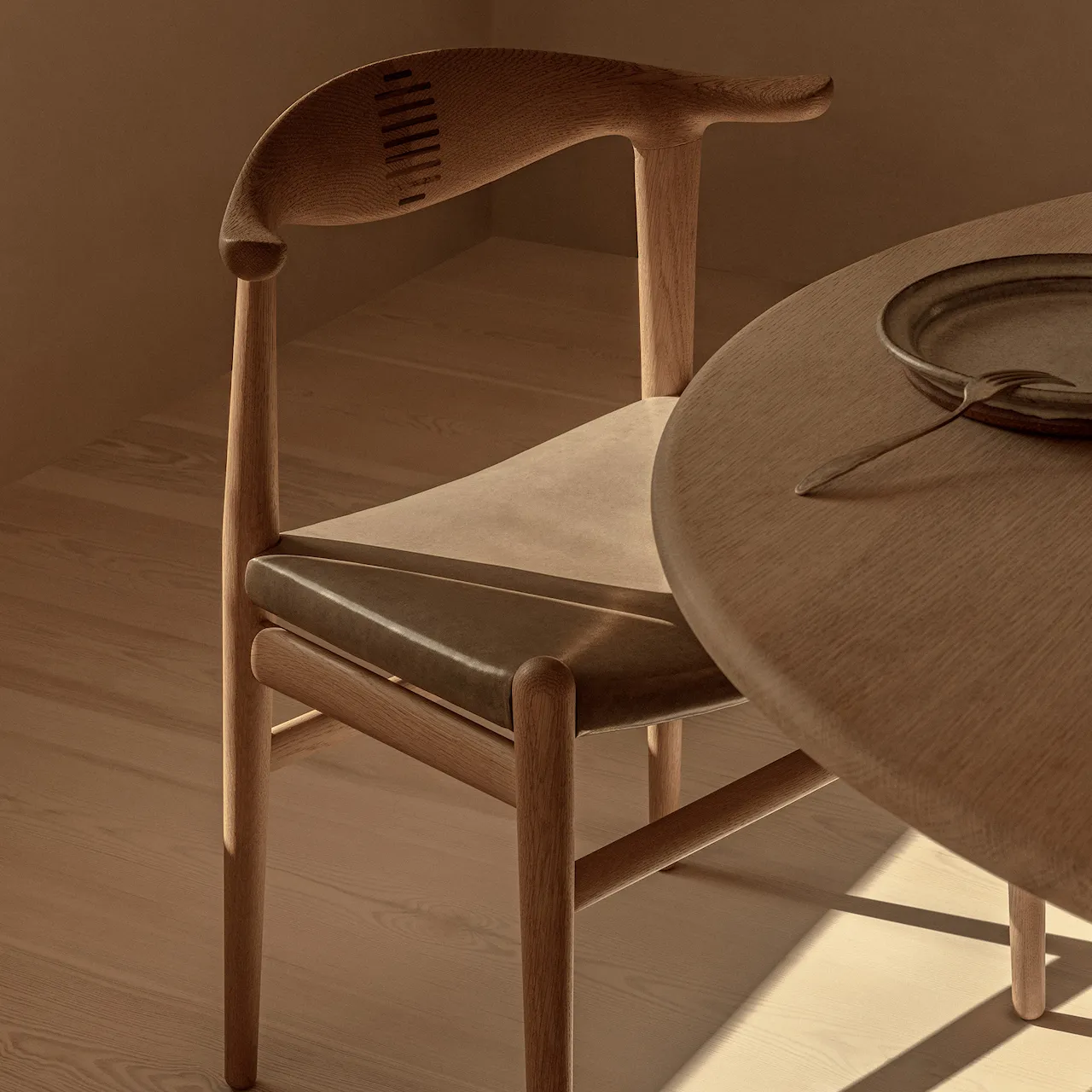 PP505 Cow Horn Chair lädersits matstol