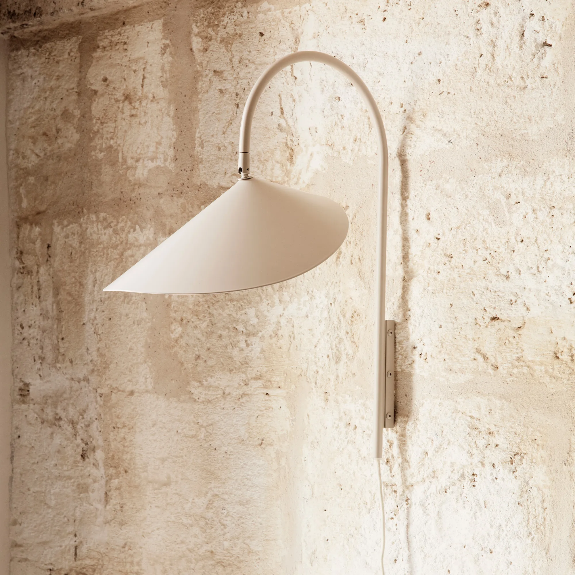 Arum Swivel vägglampa