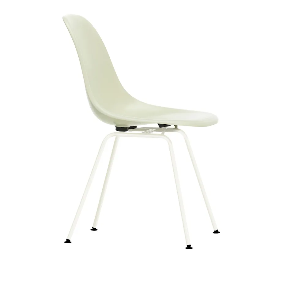 Eames Fiberglass Chair - DSX