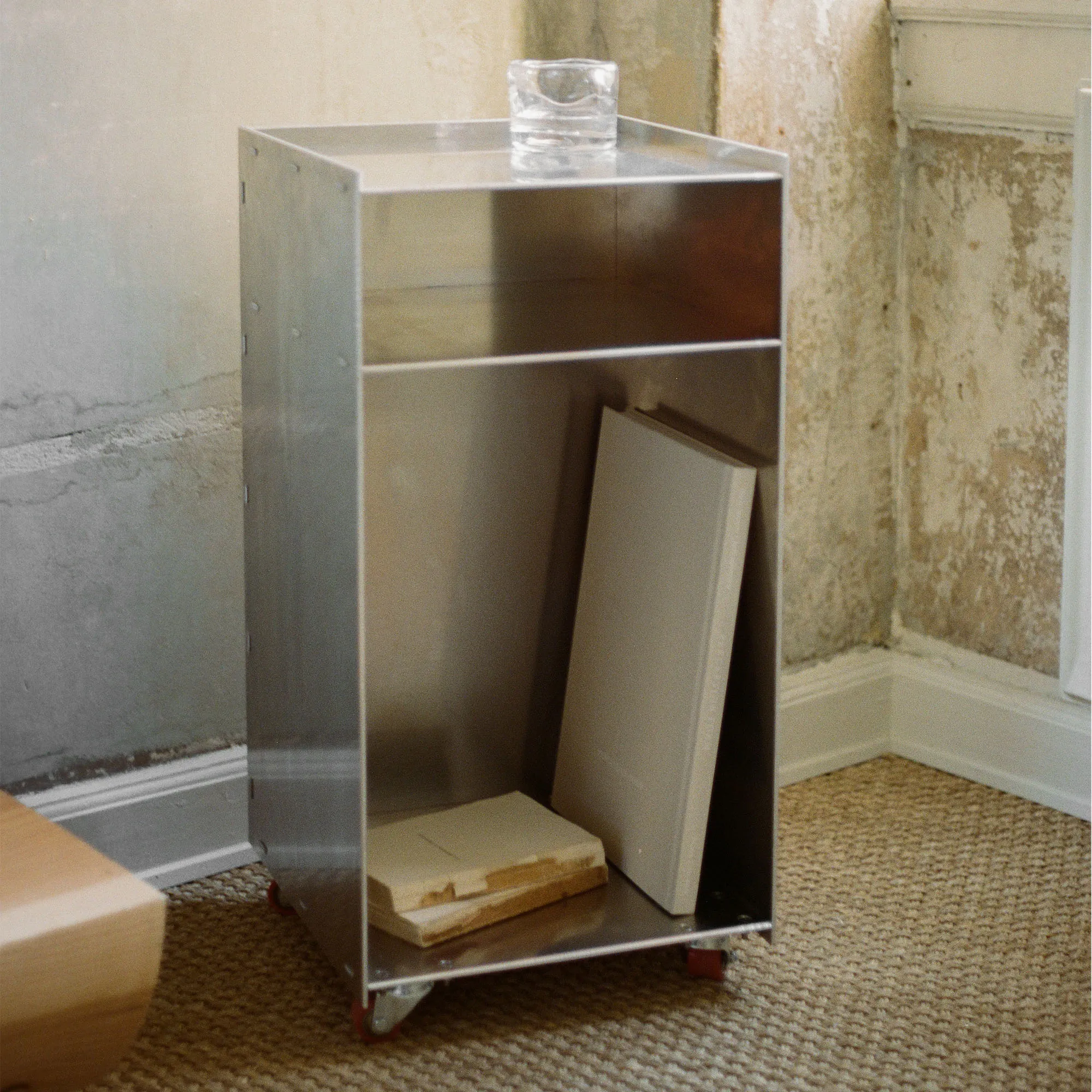 Rivet Cart sidobord - 3