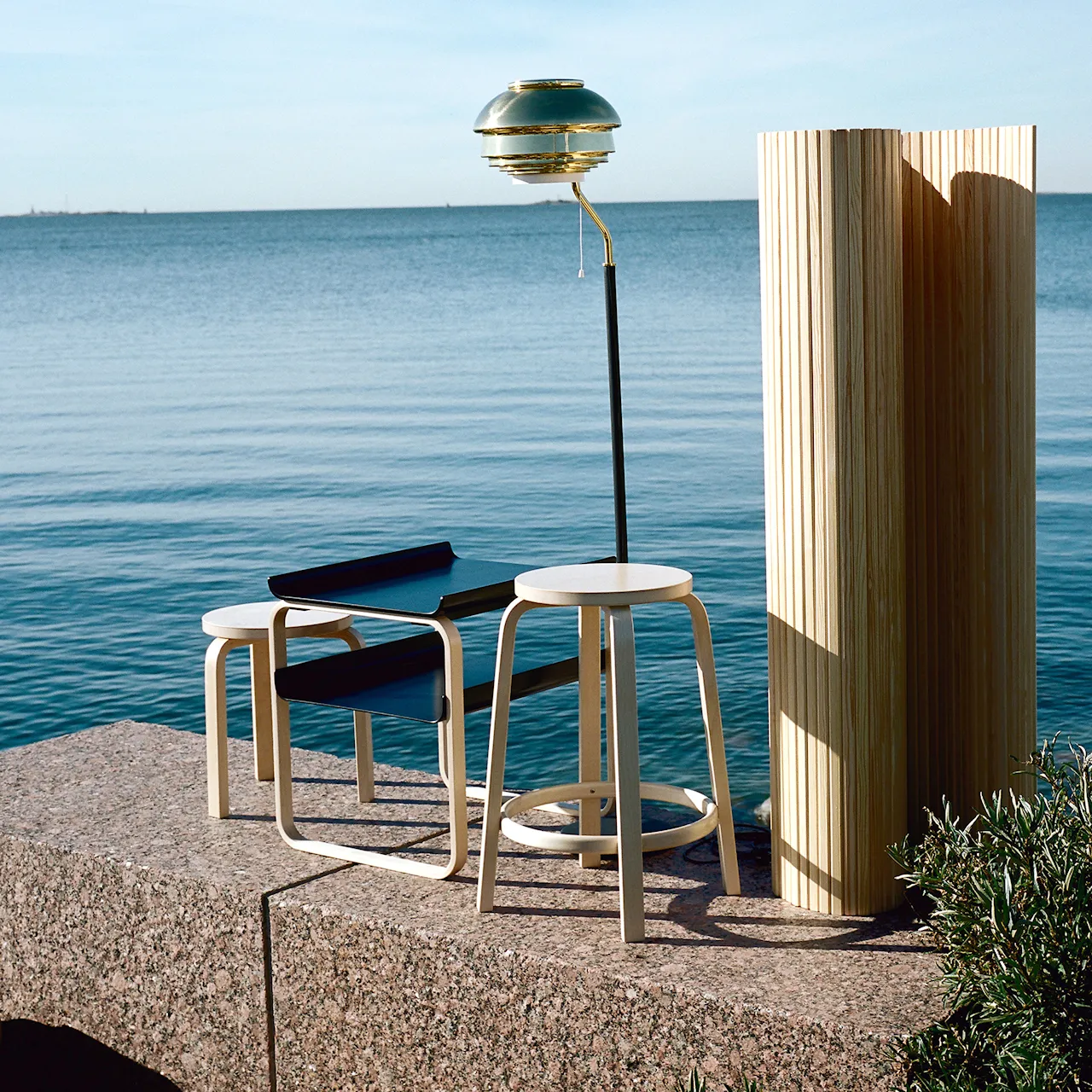 Side Table 915 sidobord