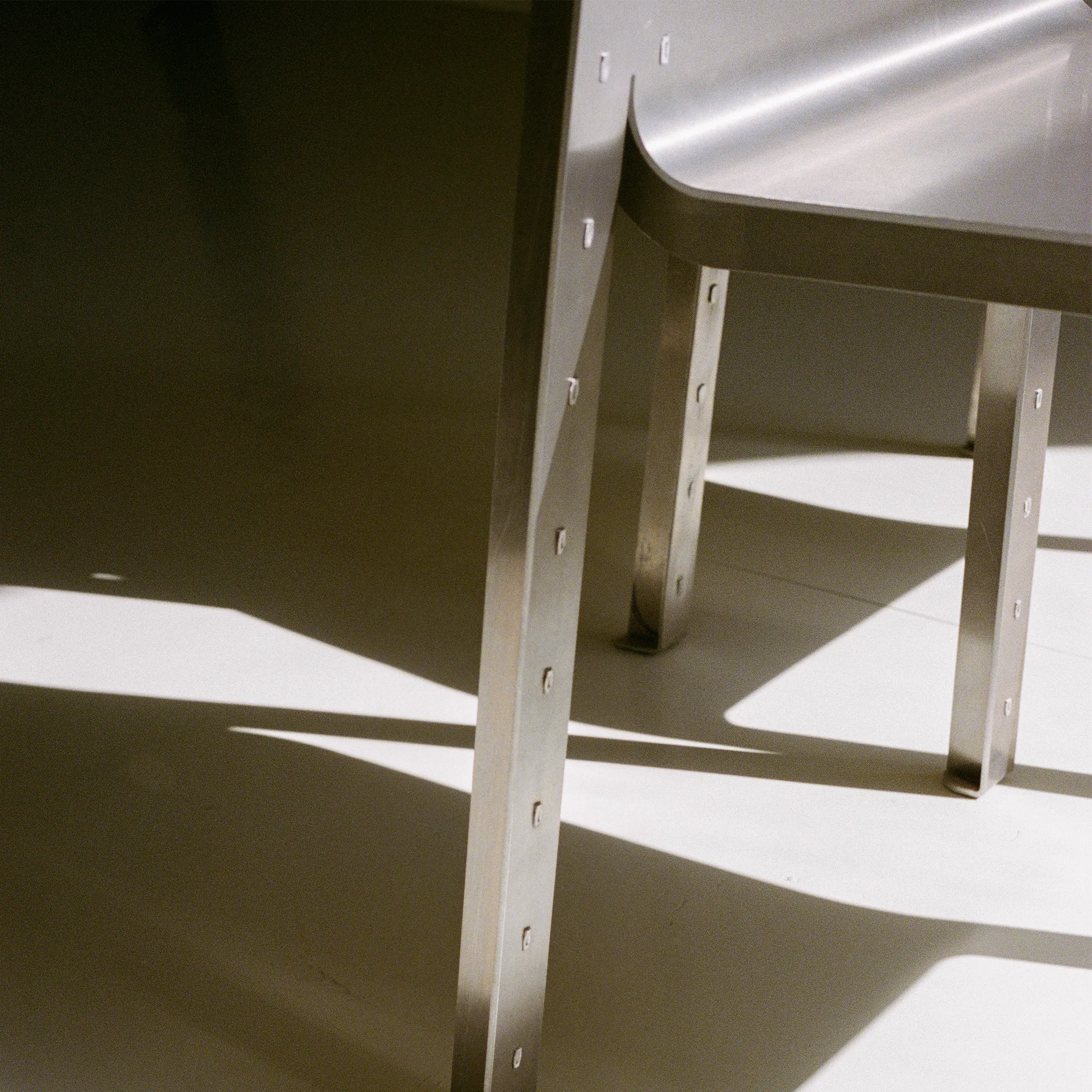 Rivet matstol - 13