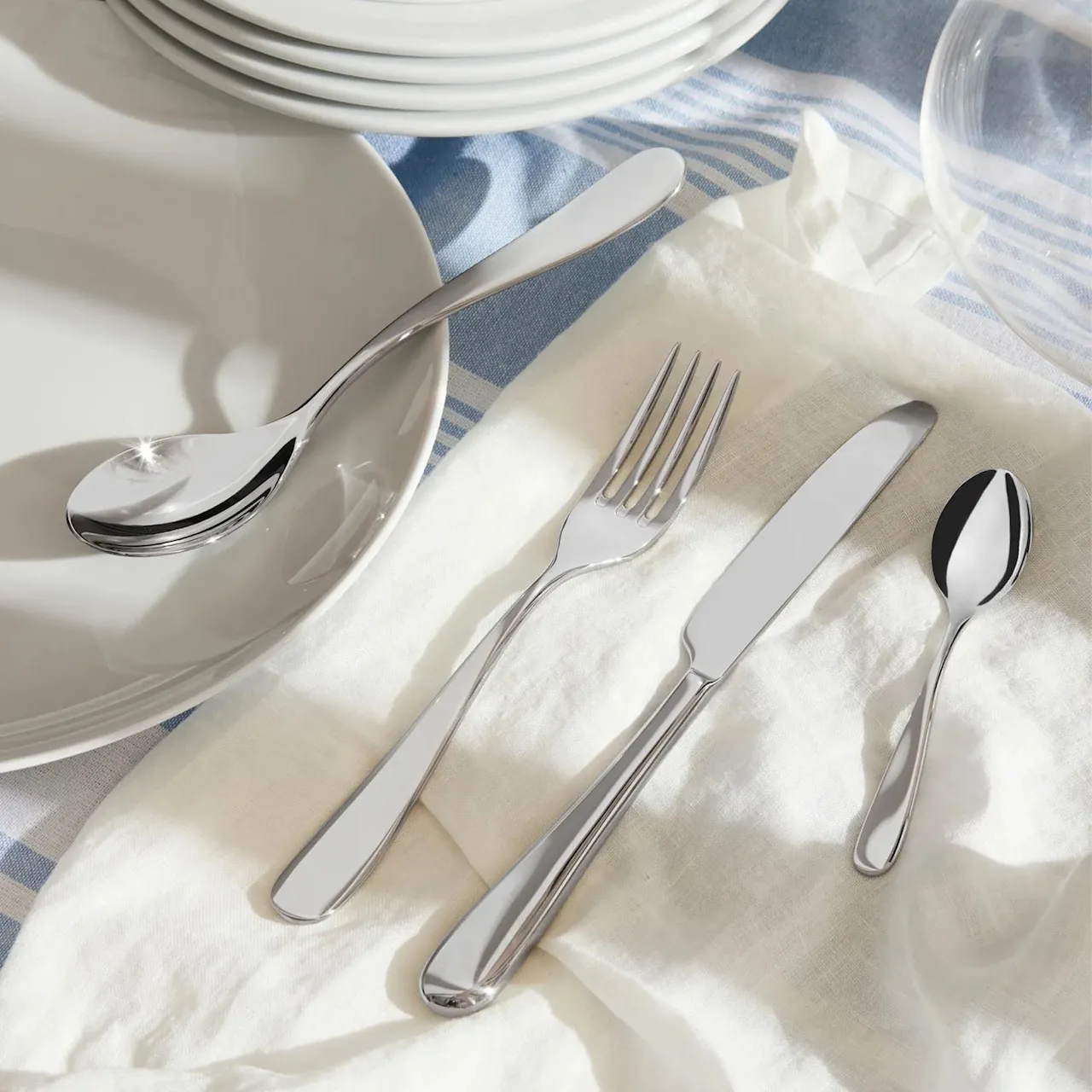 Nuovo Milano 4 Pc Cutlery set