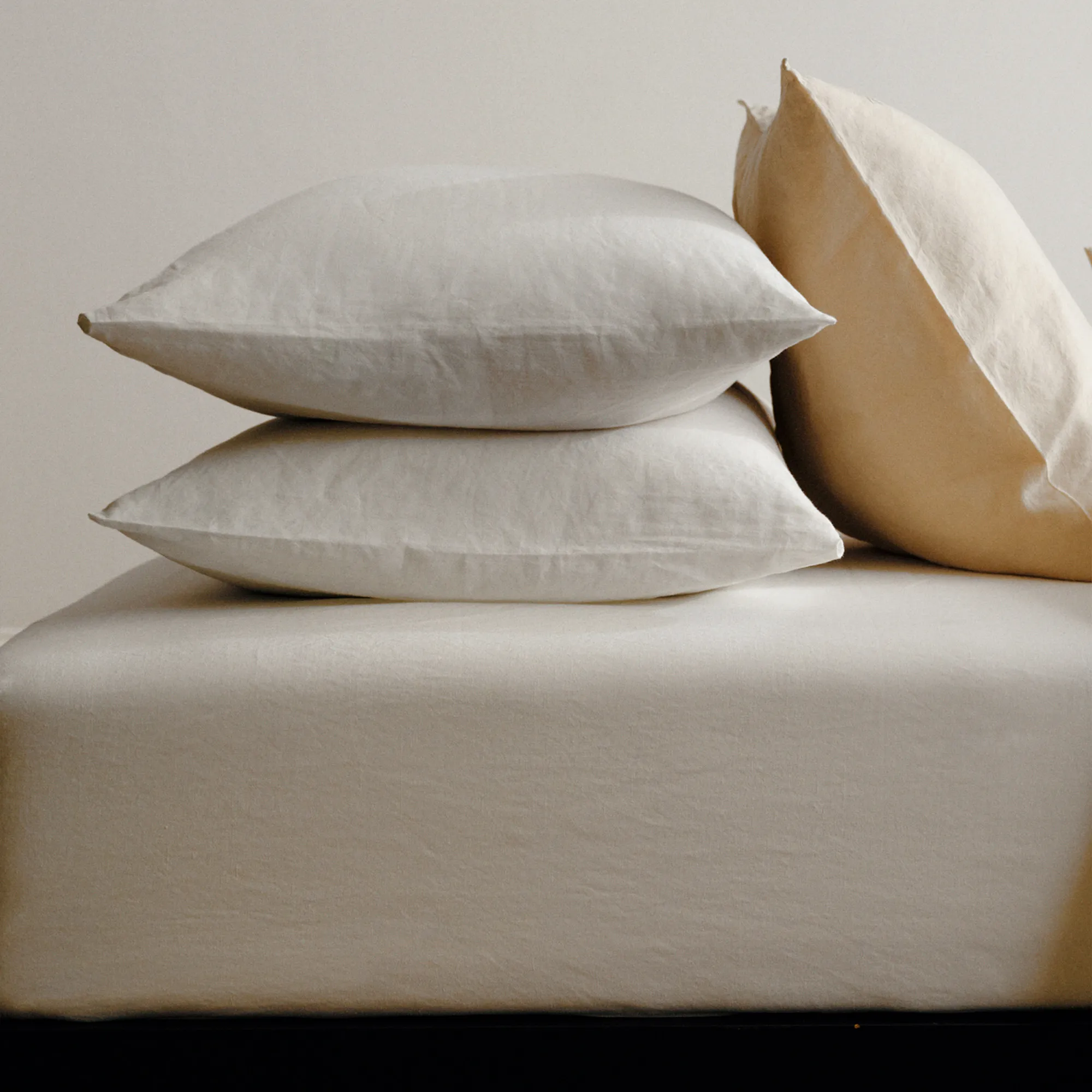 Linen Blend Crisp White dra-på-lakan - 2