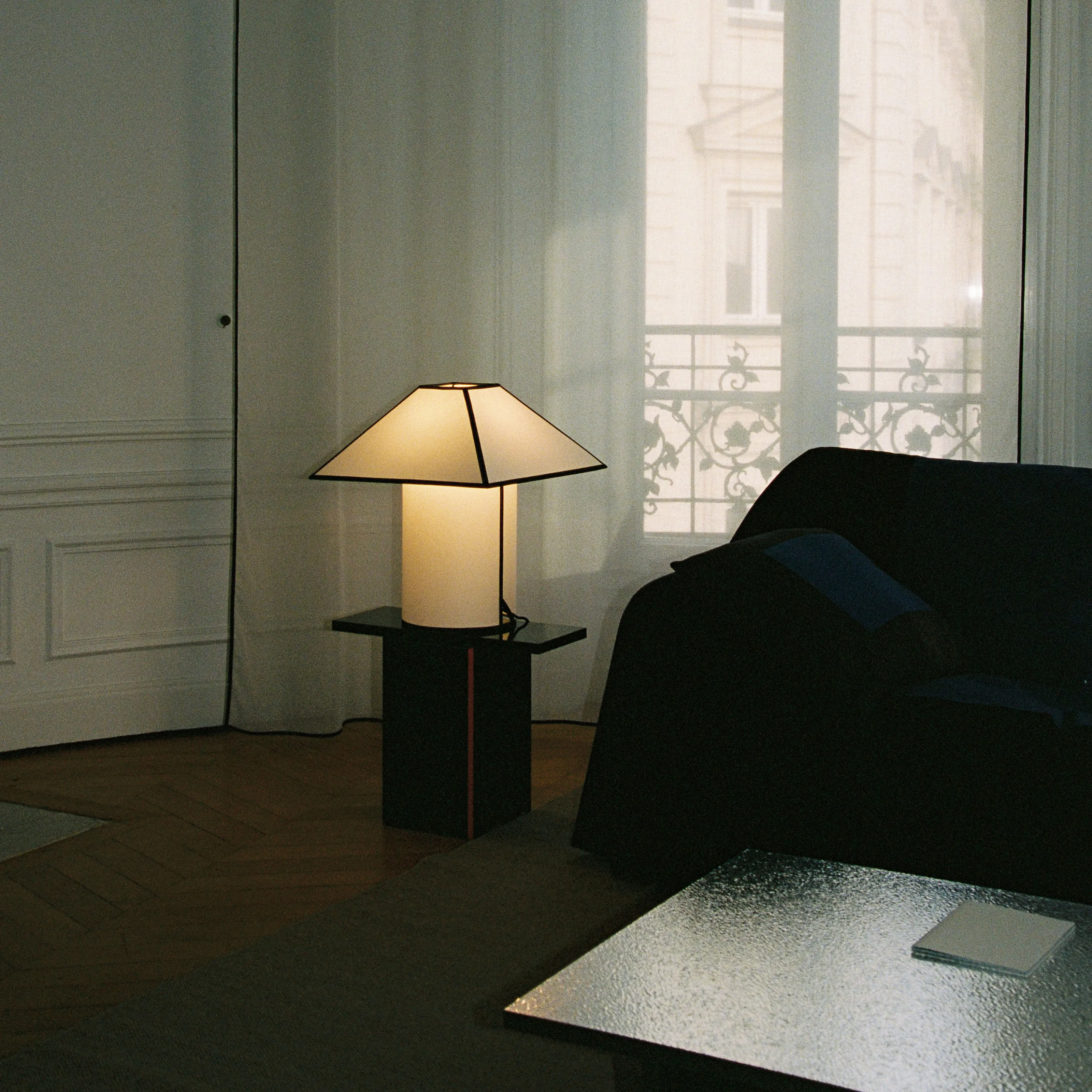 Ava Pyramid Table Lamp - 15