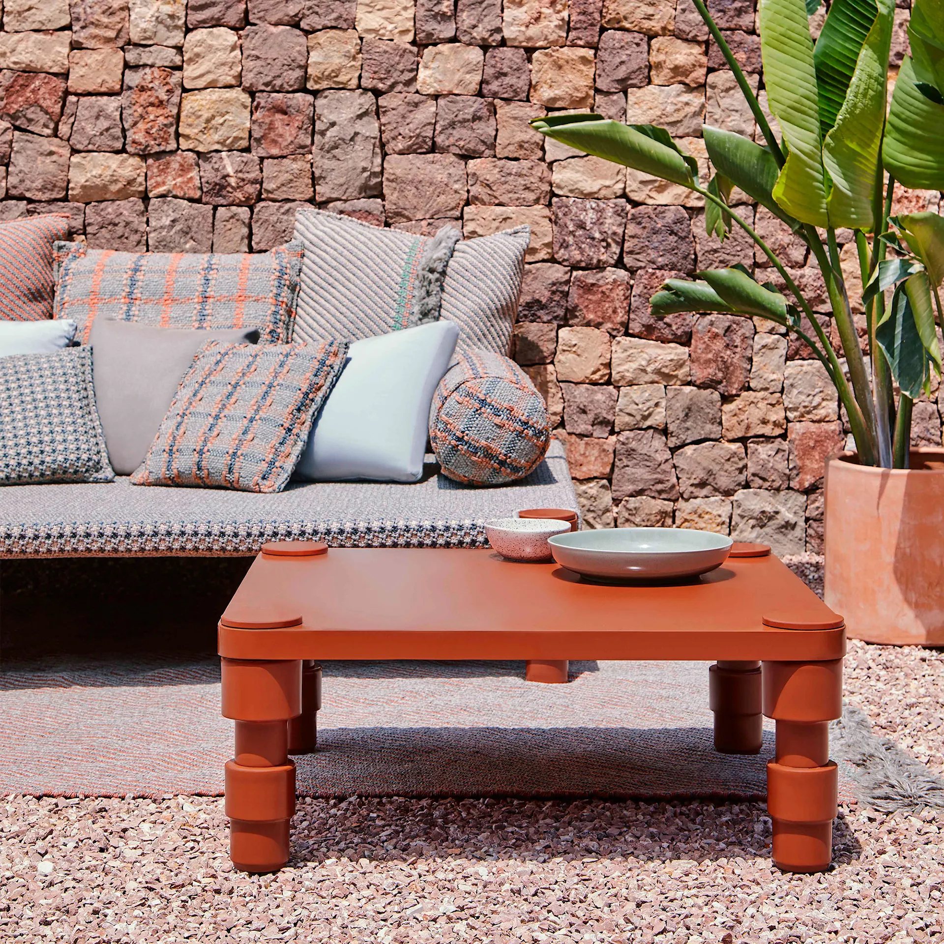 Garden Layers Single Indian Bed - Gofre Terracotta - GAN - Patricia Urquiola - NO GA