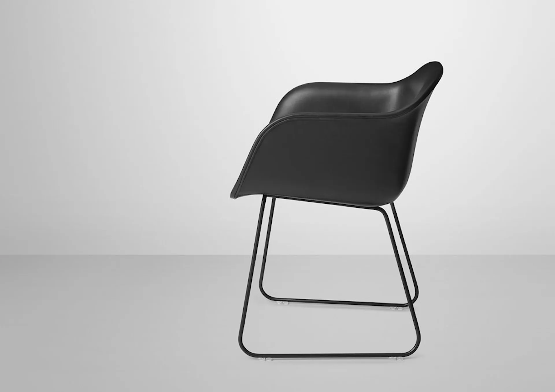 Fiber Armchair Sled base - Muuto - Iskos-Berlin - NO GA