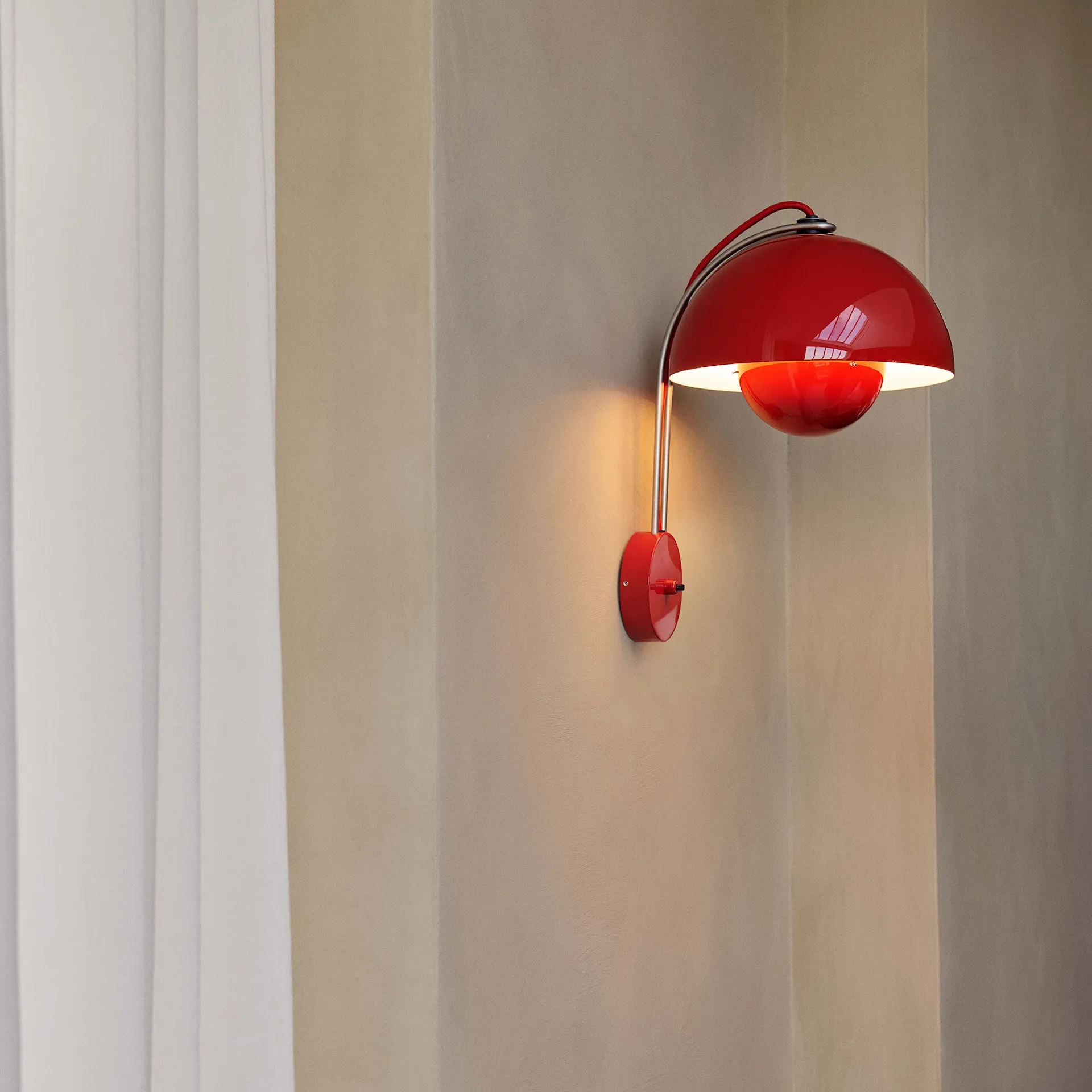 Flowerpot VP8 Wall Lamp - &Tradition - Verner Panton - NO GA