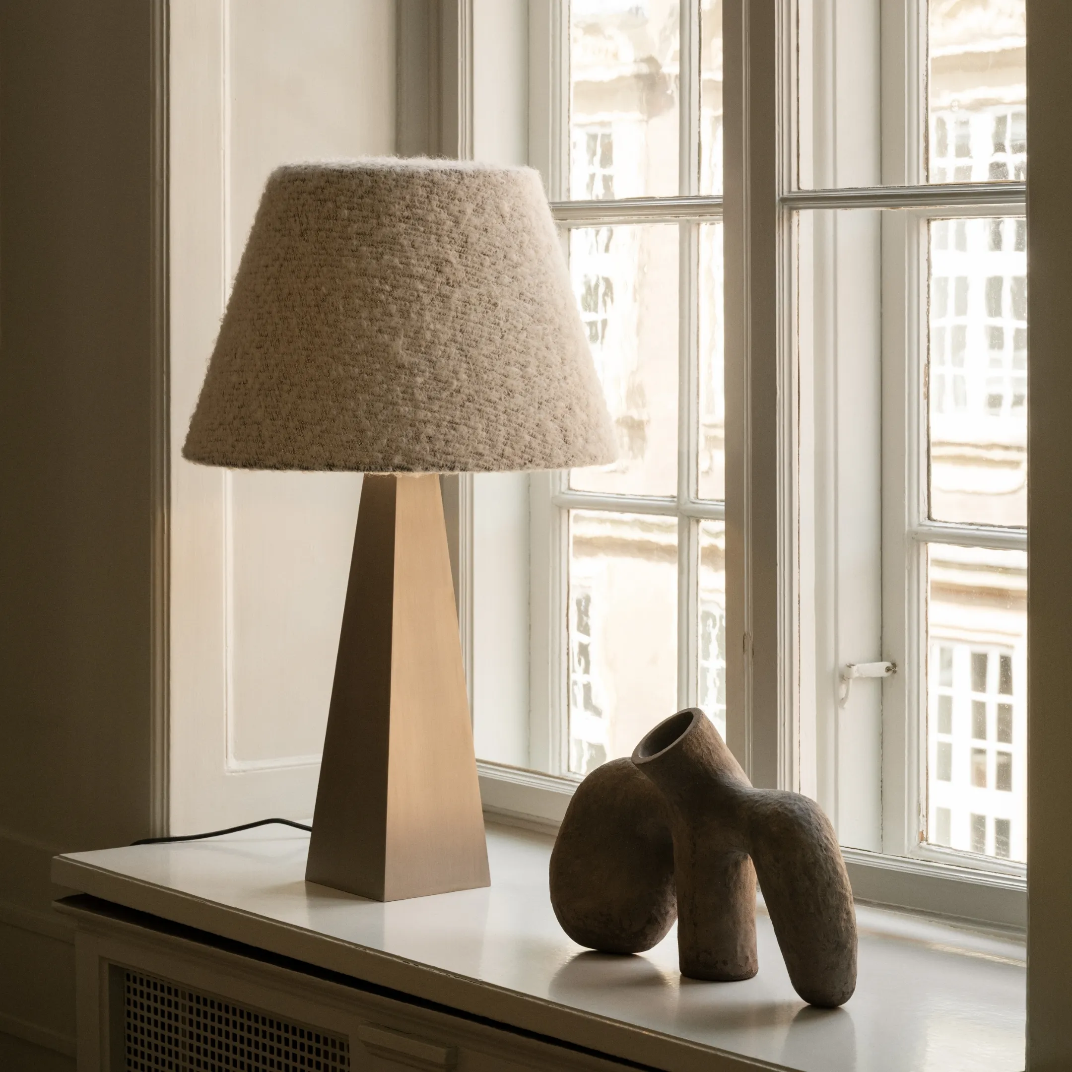 Pyramid bordslampa - 2