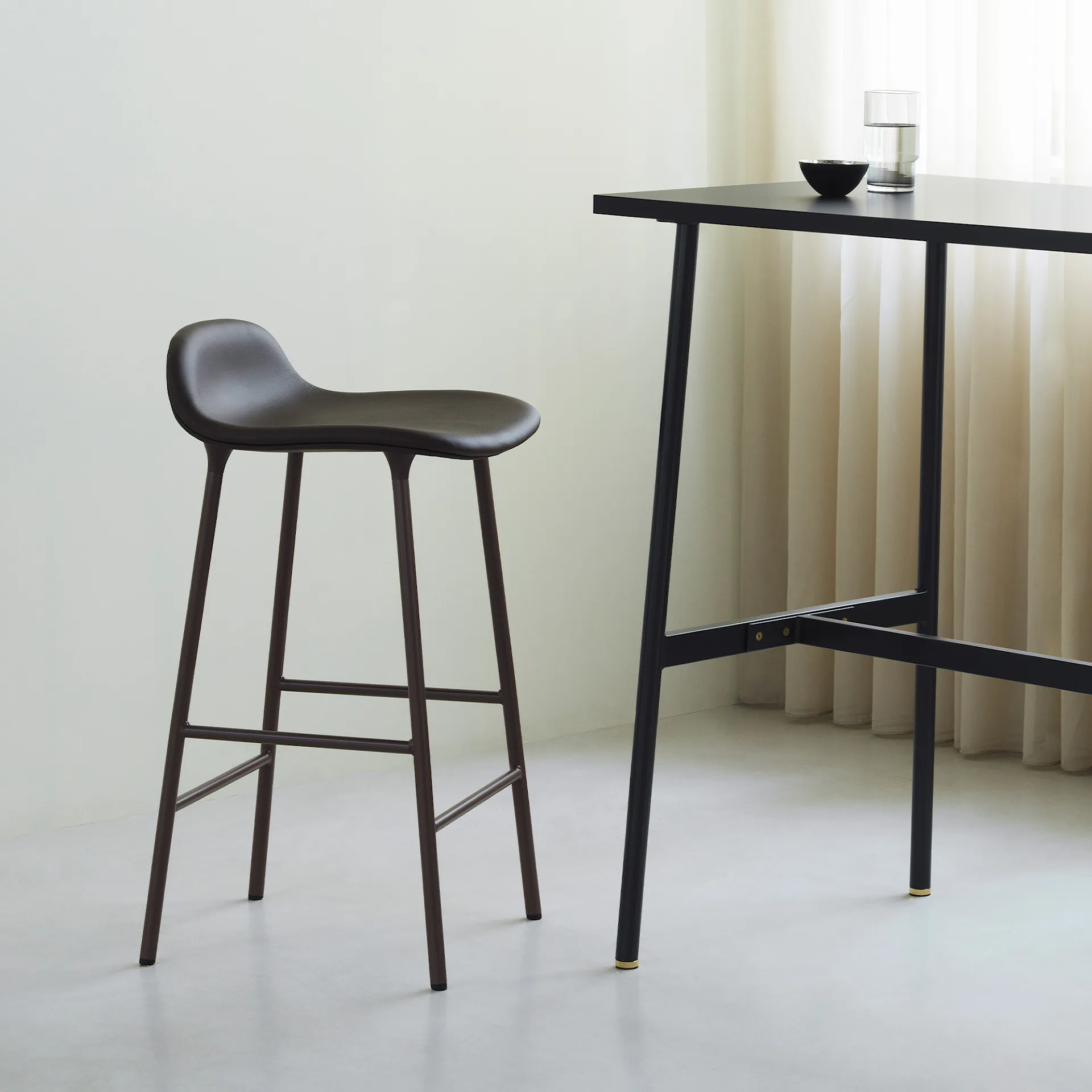 Form Barstool 65 cm Black Oak - Normann Copenhagen - NO GA