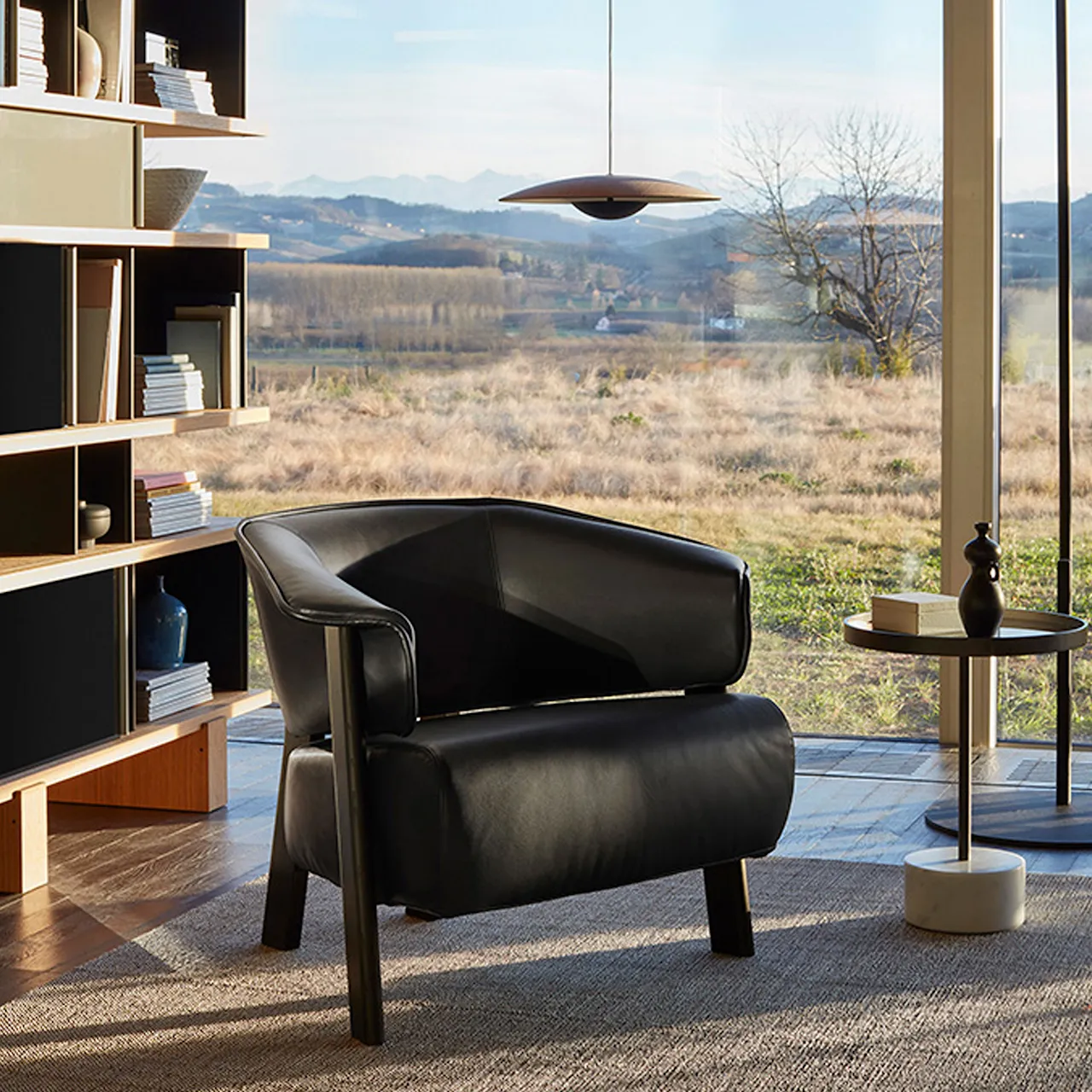 571 Back-Wing Armchair