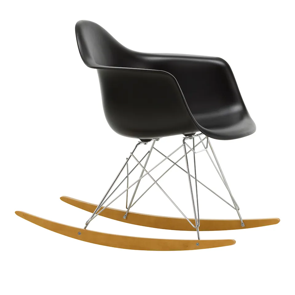 Eames Plastic Armchair RAR - 12 Deep Black - Chrome Base - Golden Maple
