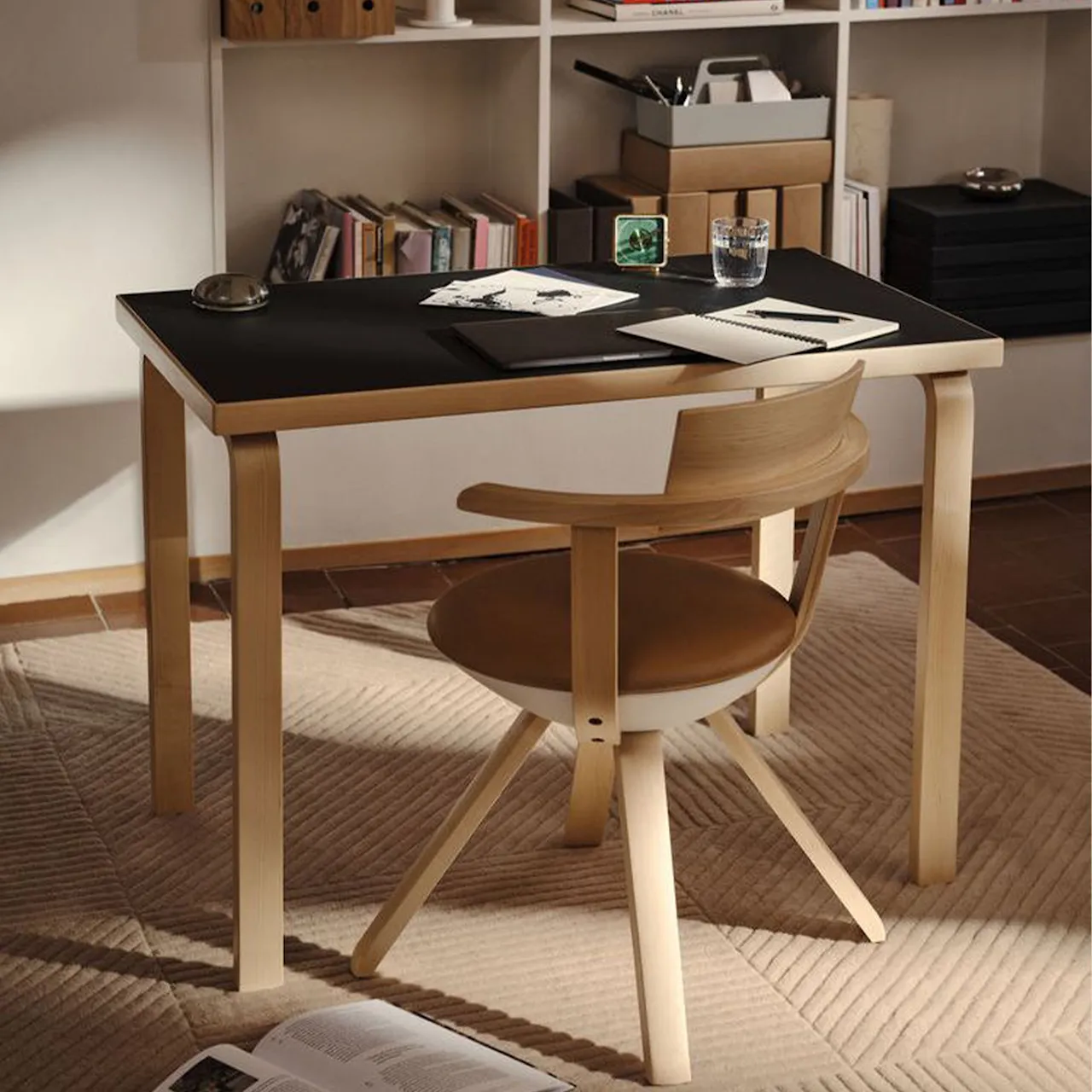 Aalto Table Rectangular 81A matbord