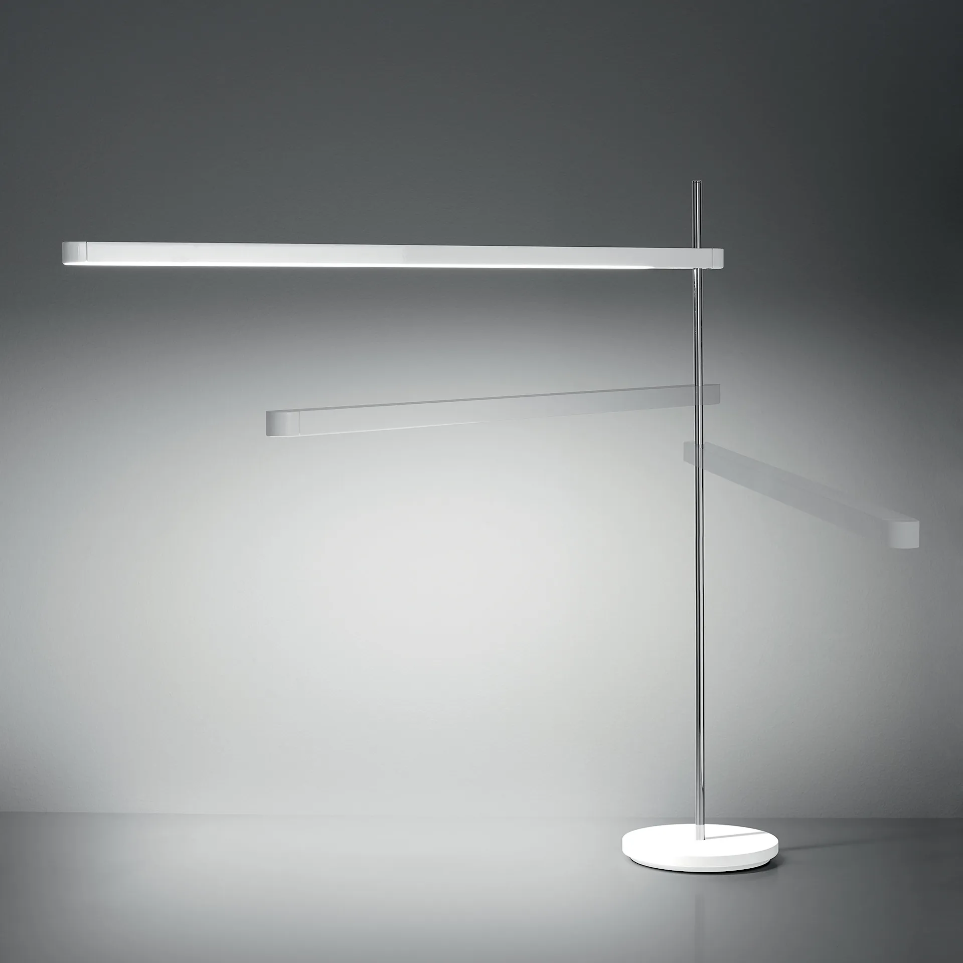 Talak Professional Skrivbordslampa - Artemide - NO GA