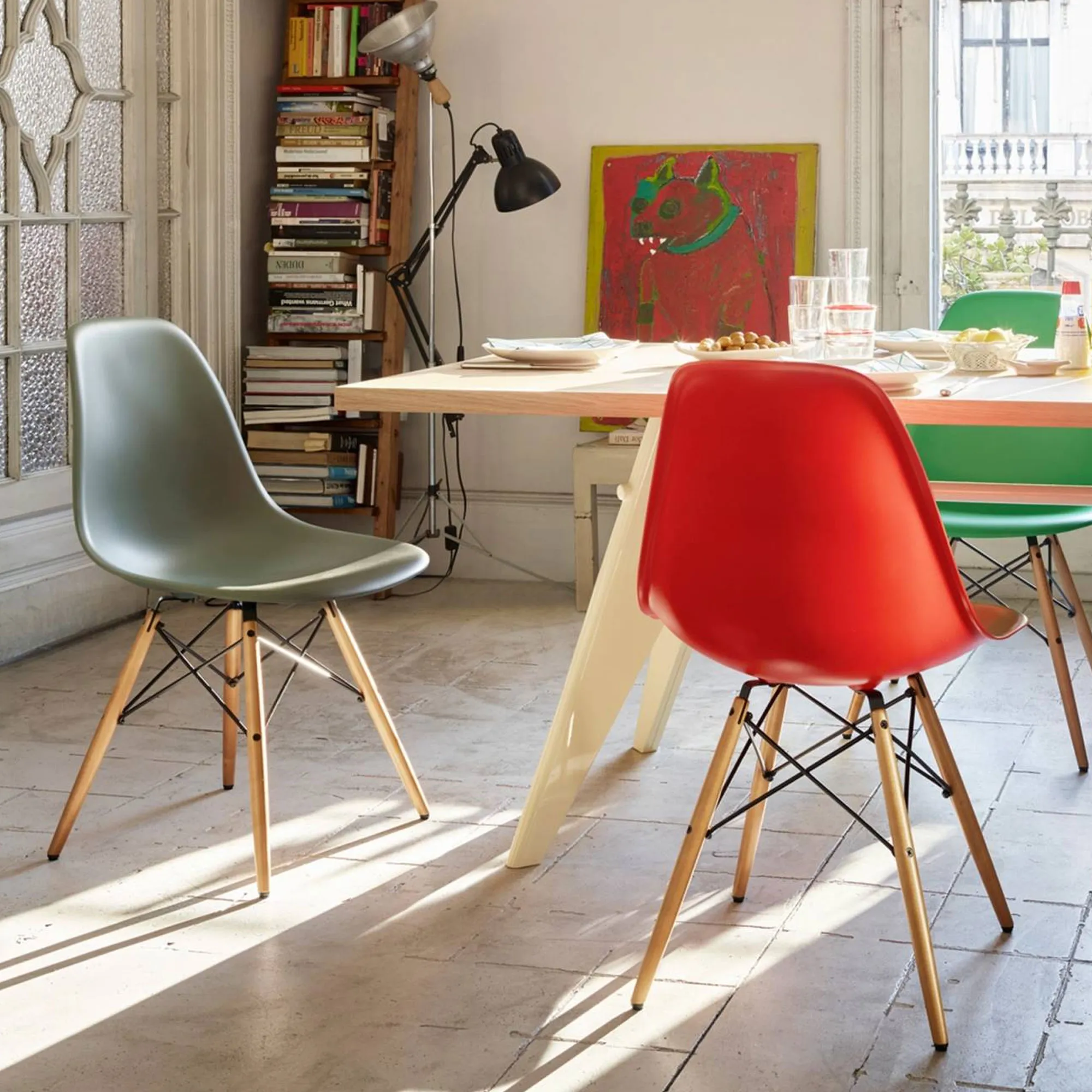 Eames RE Plastic Chair DSW stol Dark Maple - 2
