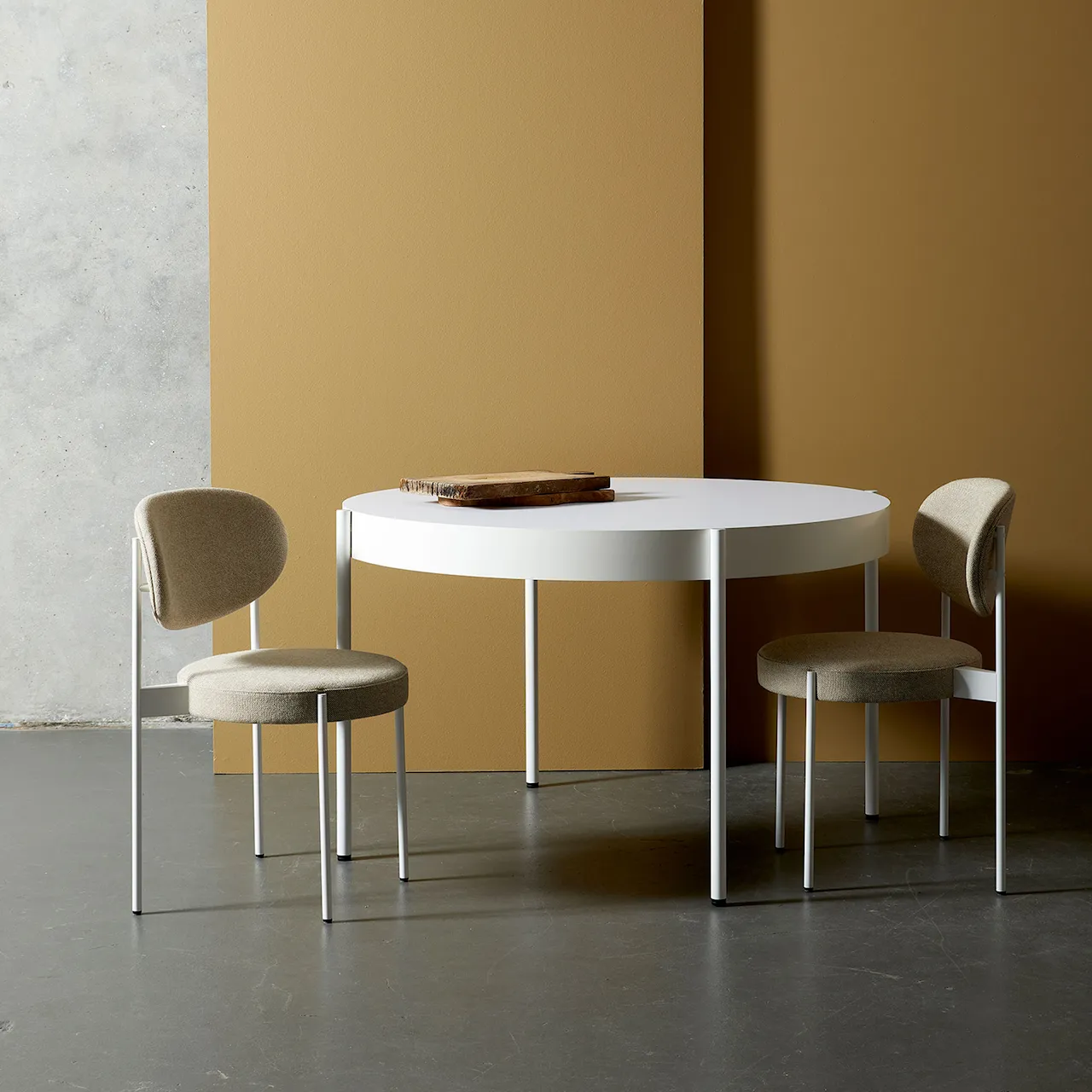 Series 430 Chair White