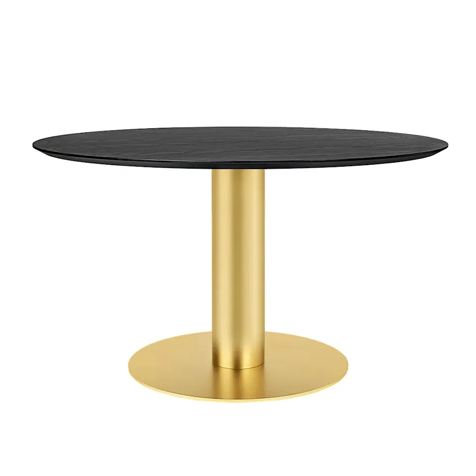 GUBI 2.0 Dining Table, Ø 130 cm, Skiva: Trä - Svartbetsad ask, Bas: Mässing