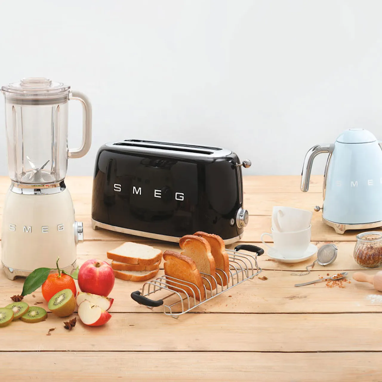 Smeg Toaster 4 Slices Black