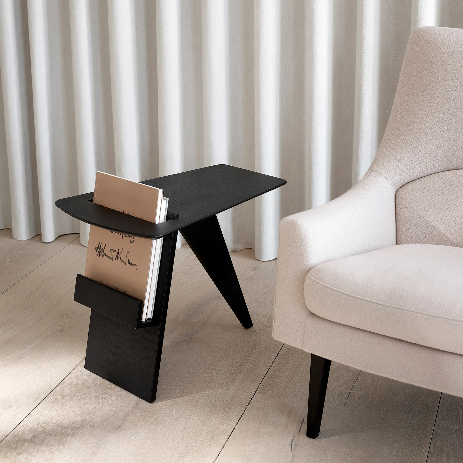 Risom Magazine Table - Fredericia Furniture - NO GA