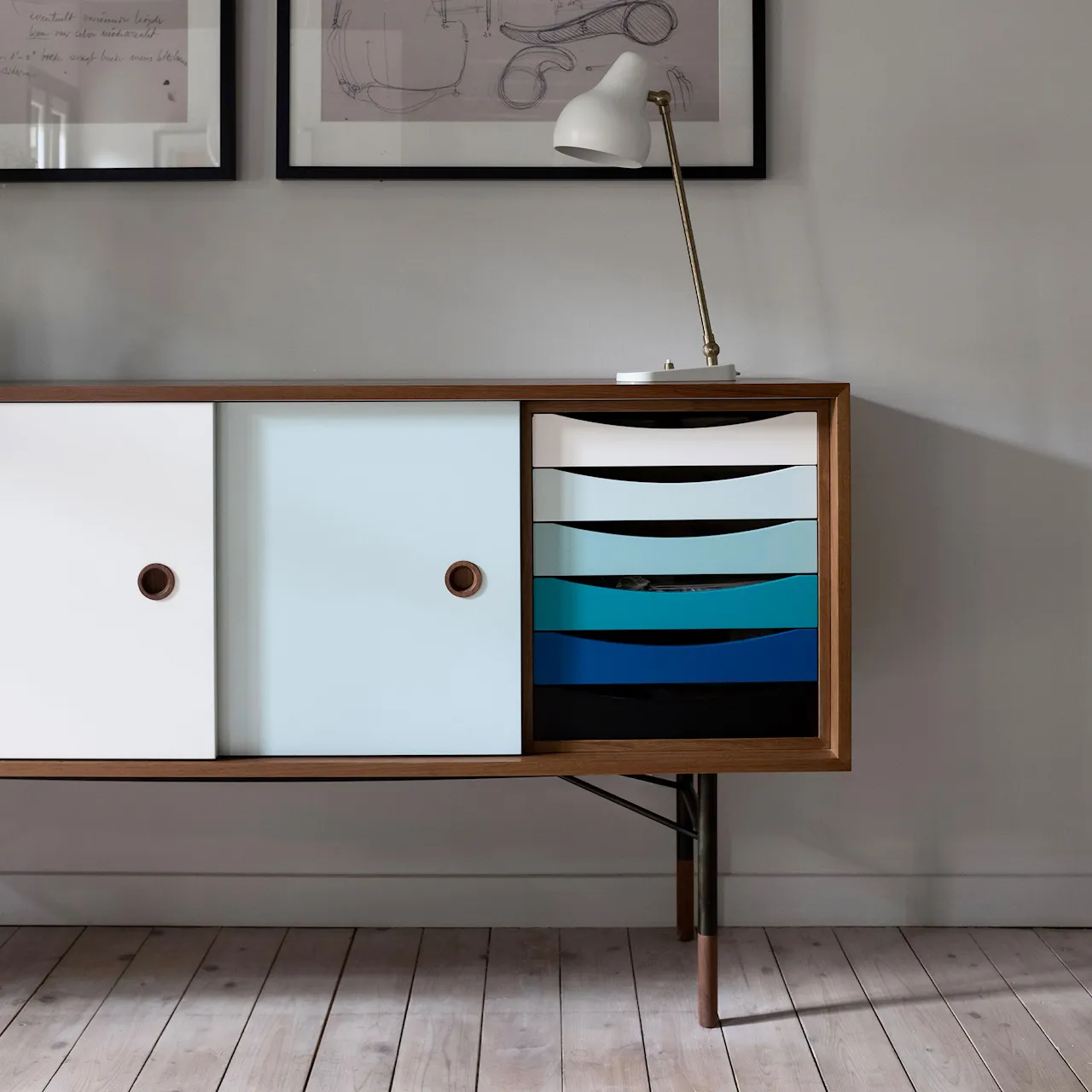 Sideboard Warm med lådor Dark oiled oak Veneer