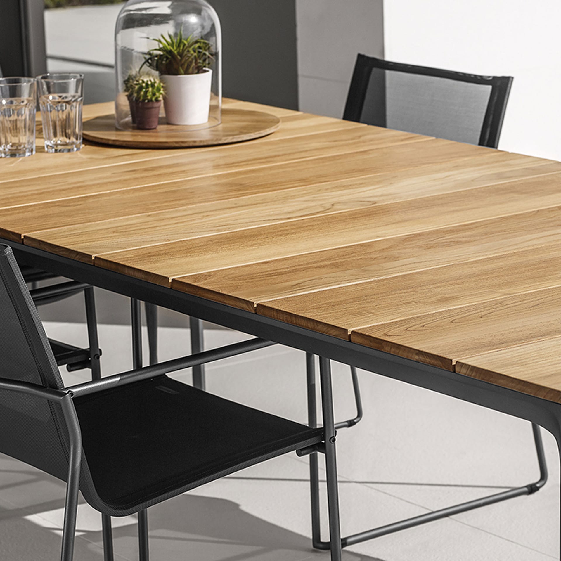 Carver Dining Table 220 cm - Gloster - NO GA