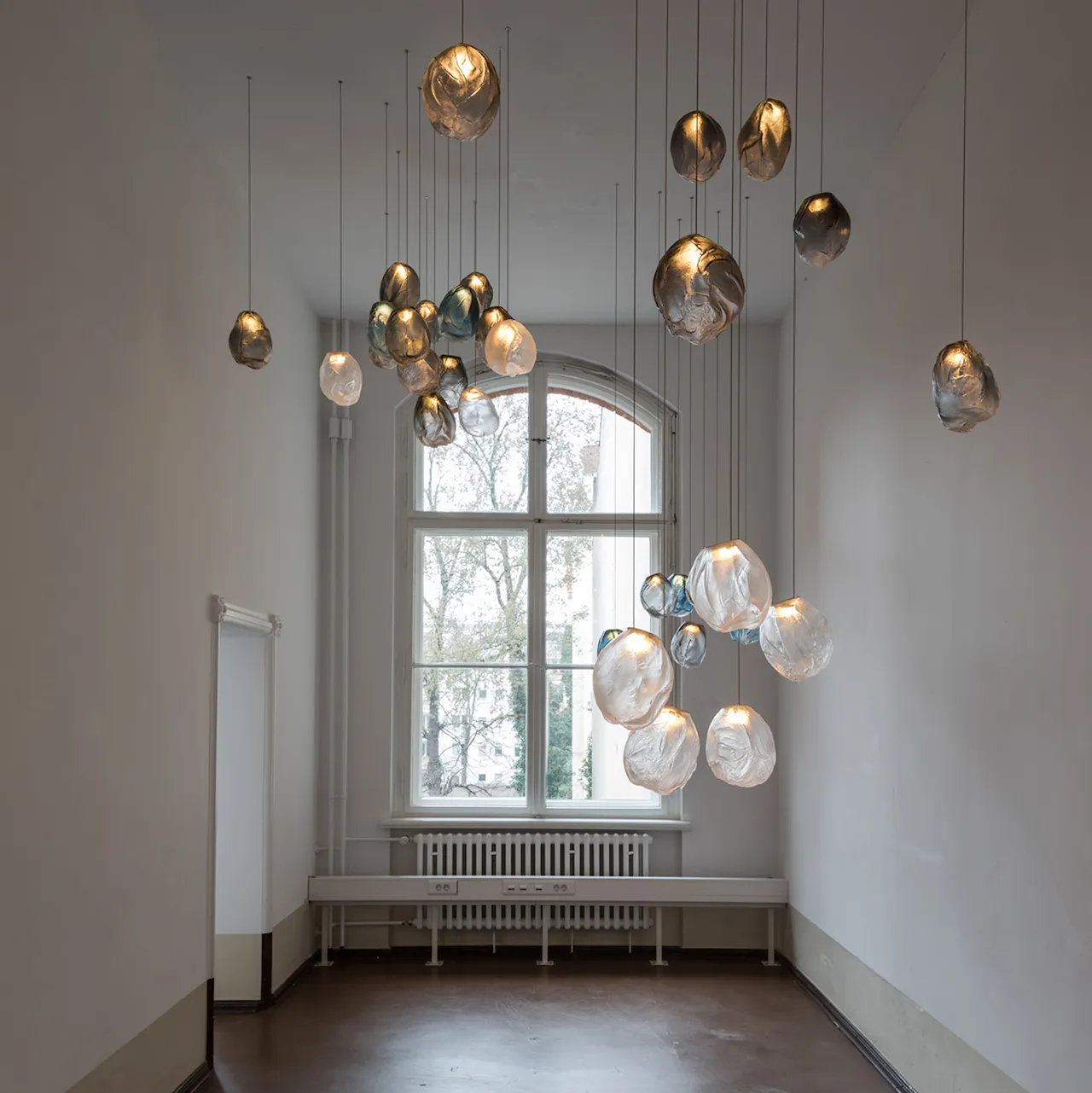 73.16V pendant lamp