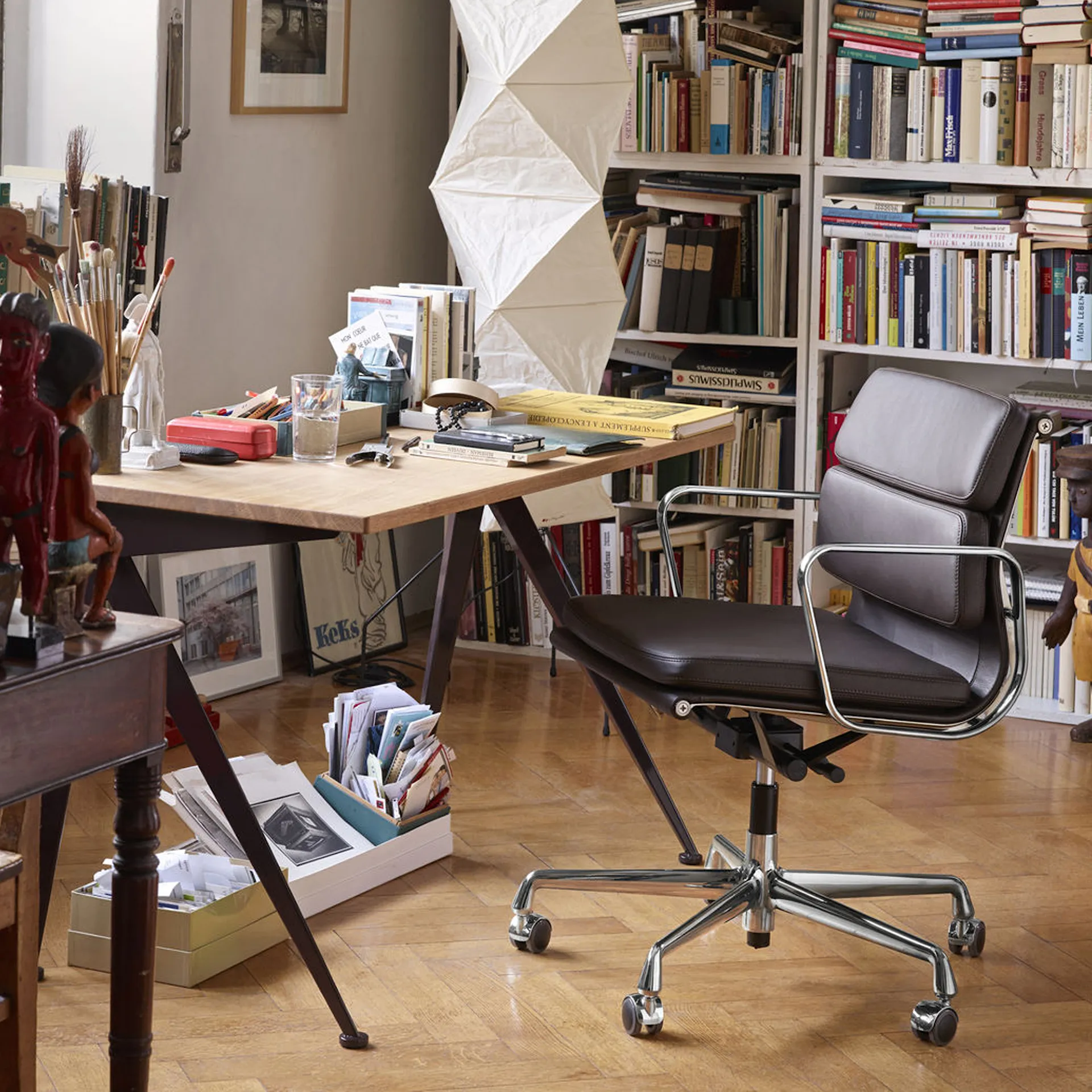 EA 217 skrivbordsstol Polished - Vitra - Charles & Ray Eames - NO GA