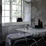 image 4 of 4