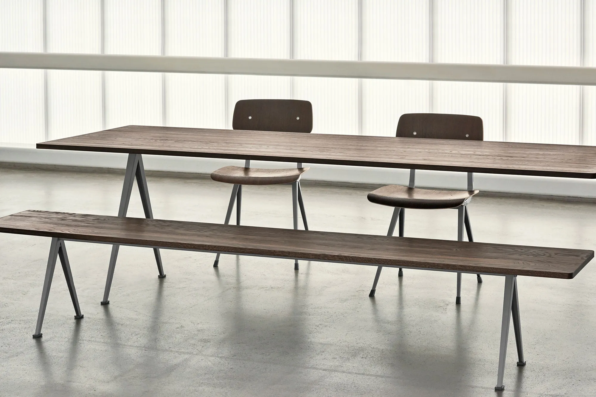 Pyramid 02 table 85x300 cm beige powder coated steel - 7