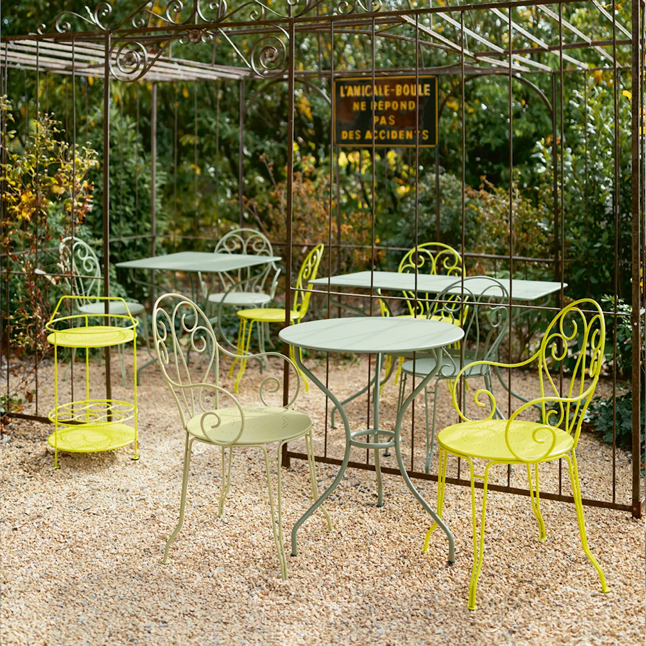 Montmartre Portable Bar