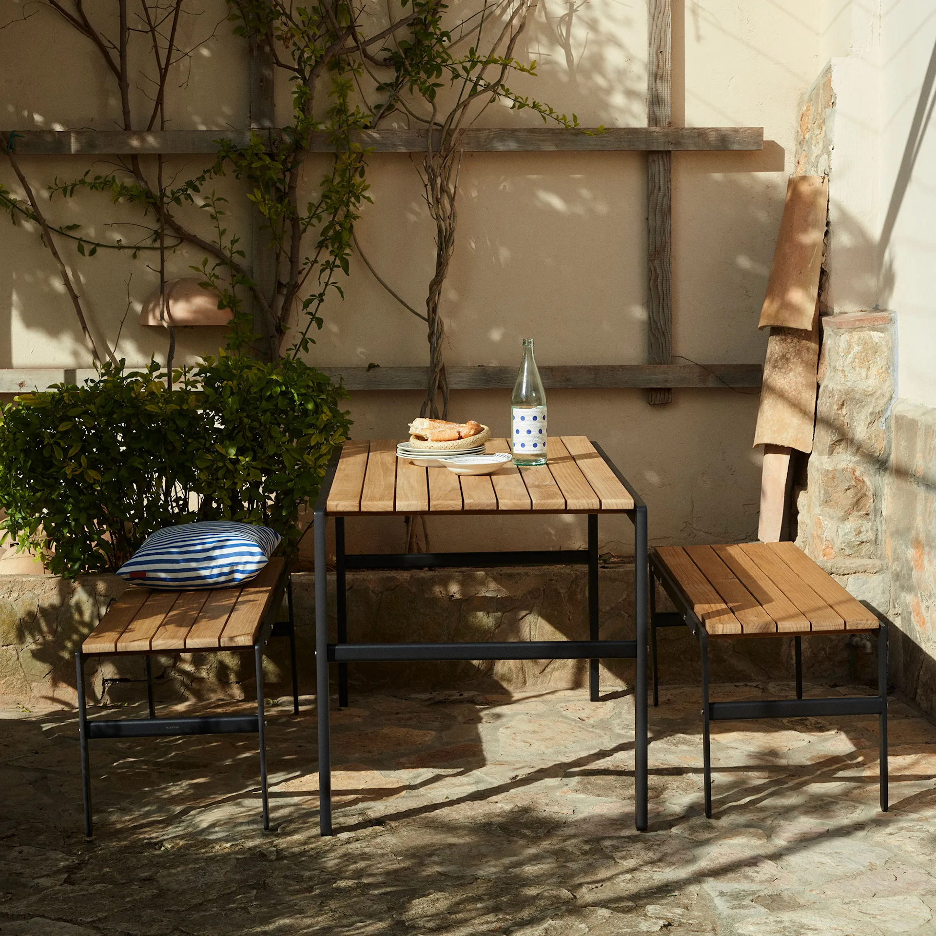 Reform matbord utomhus - Fritz Hansen - NO GA