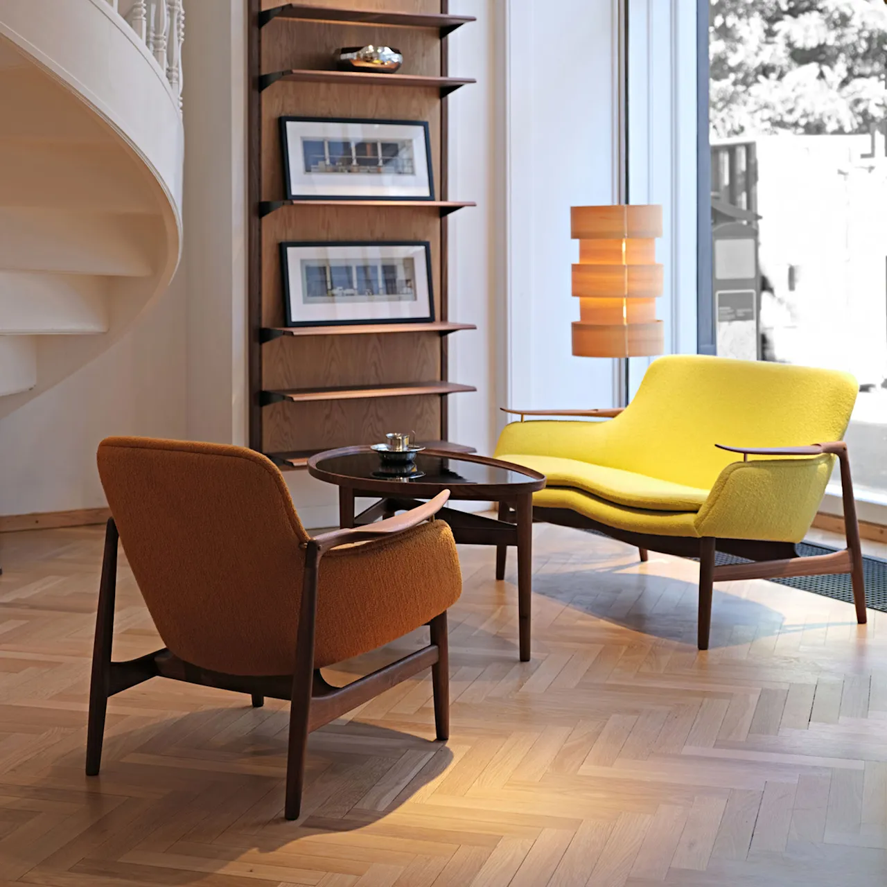 53 soffa Walnut