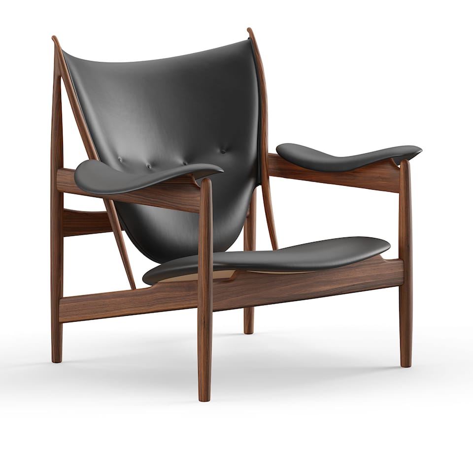Chieftain Chair, Walnut, Leather Group 4, Elegance Black 20198