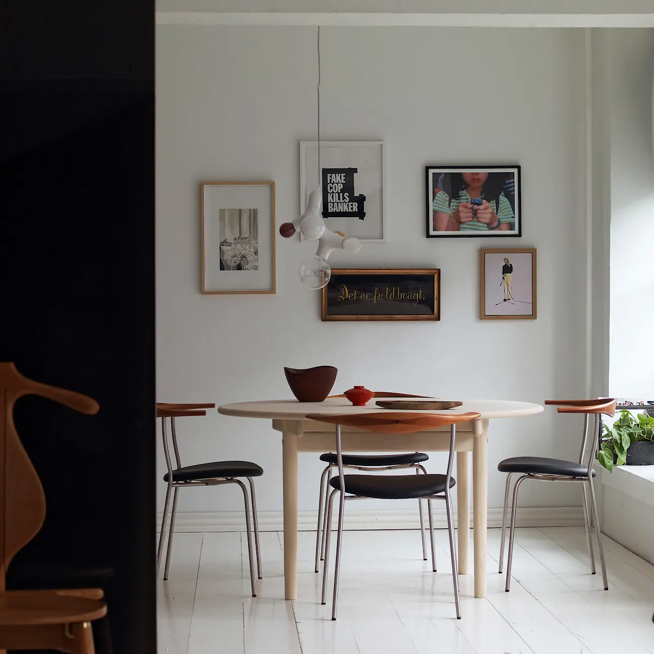 PP70 Round Table​ matbord