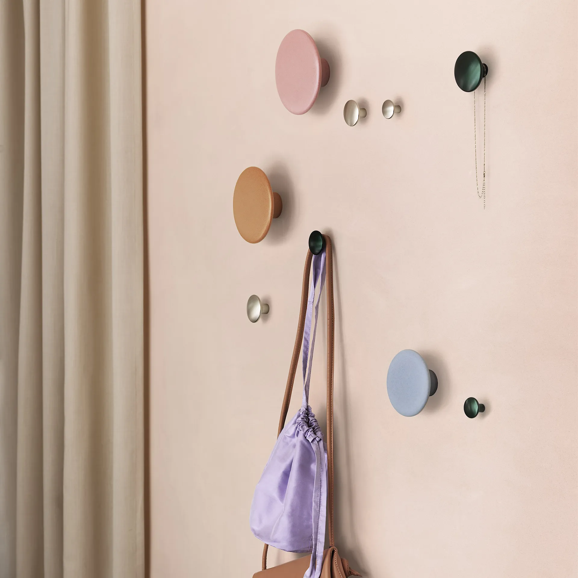 Dots Ceramic Coat Hanger Medium - Muuto - NO GA