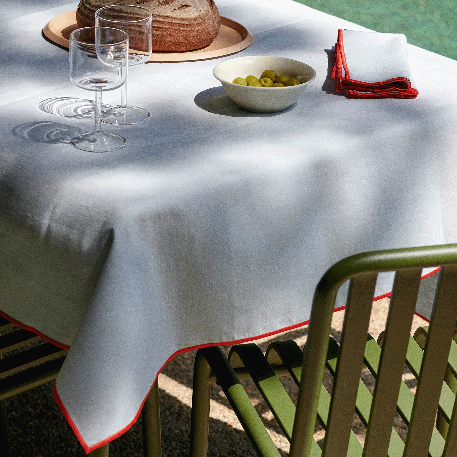 Outline Tablecloth 250 x 140 cm - HAY - NO GA